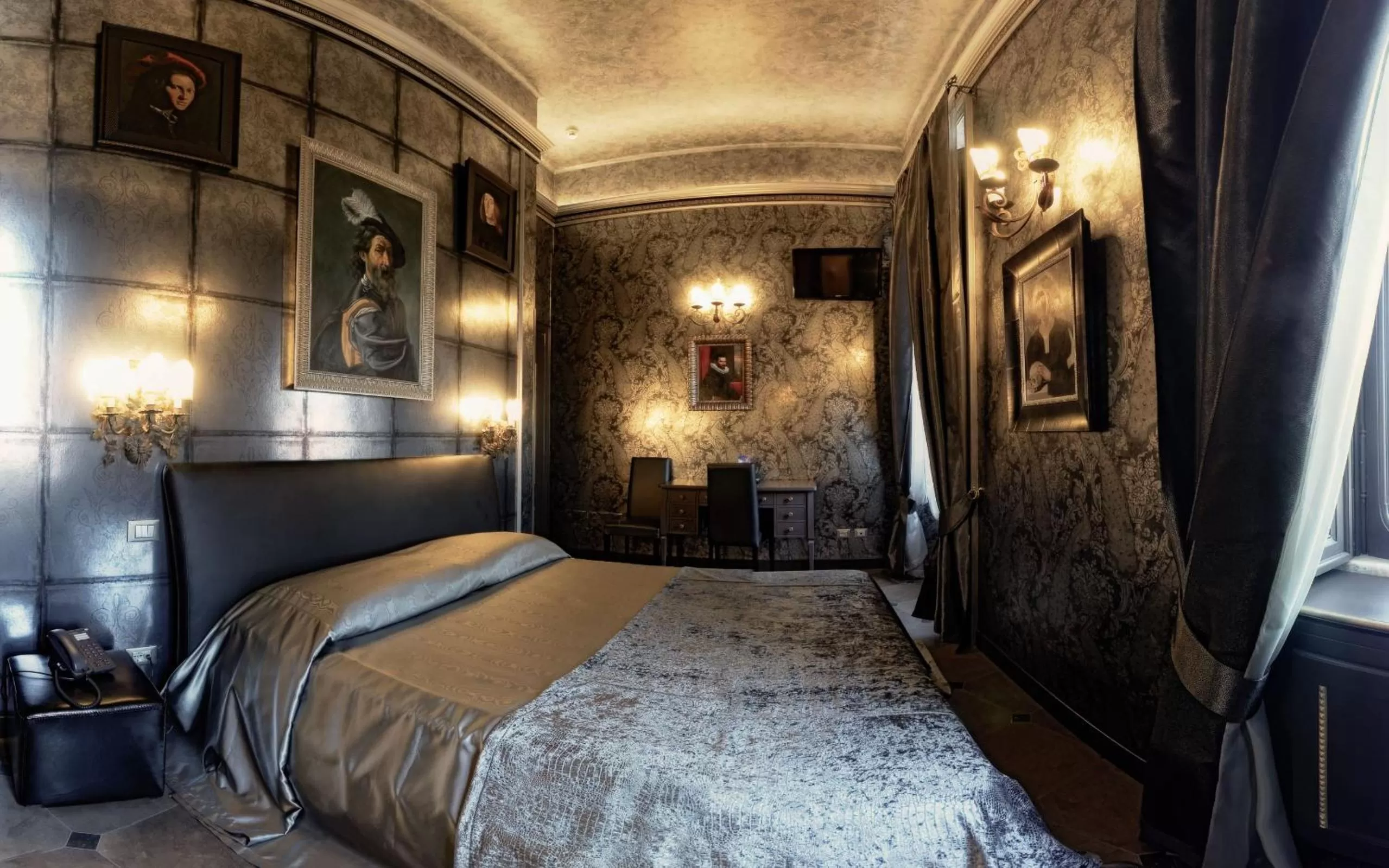 Bedroom, Bed in Antica Dimora Delle Cinque Lune