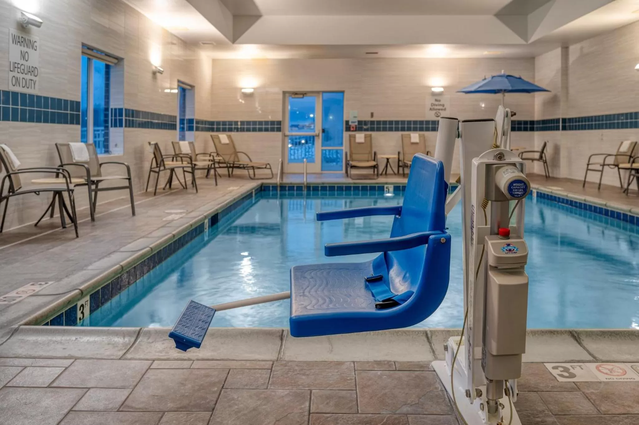 Swimming pool in Holiday Inn Express and Suites Edwardsville by IHG