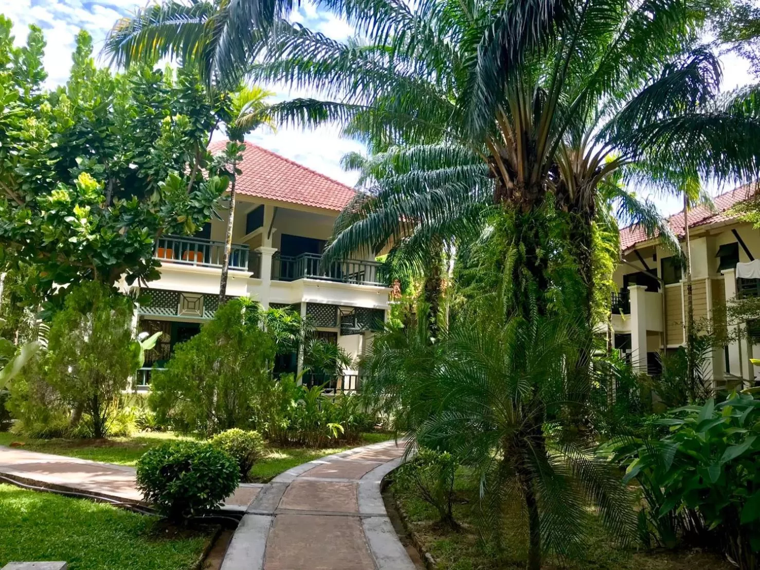 Property building in Baan Khaolak Beach Resort