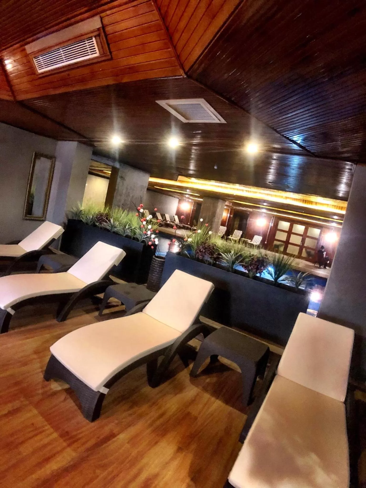 Hot Spring Bath in Family Resort Hotel