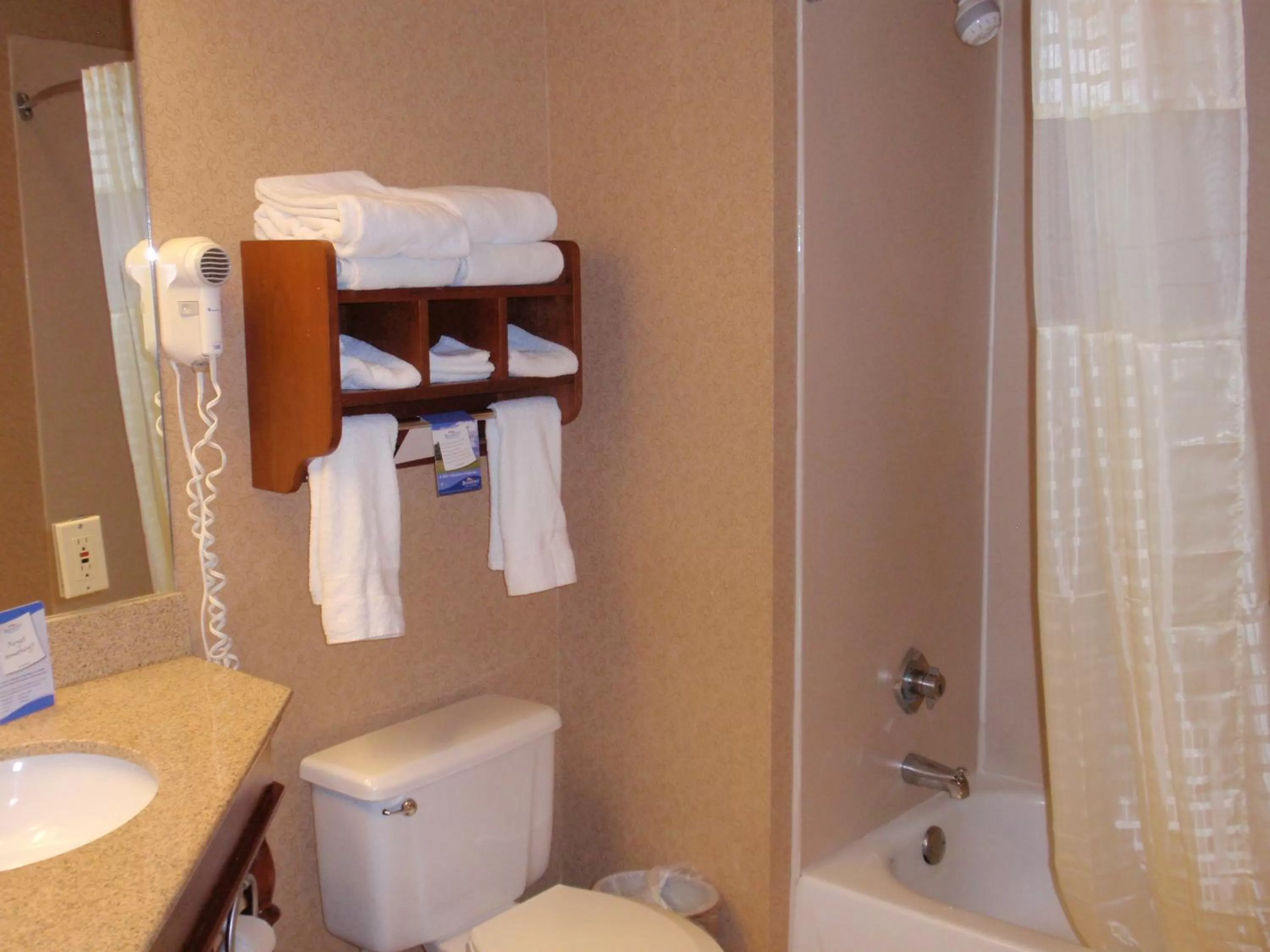 Bathroom in Baymont by Wyndham Lewisville