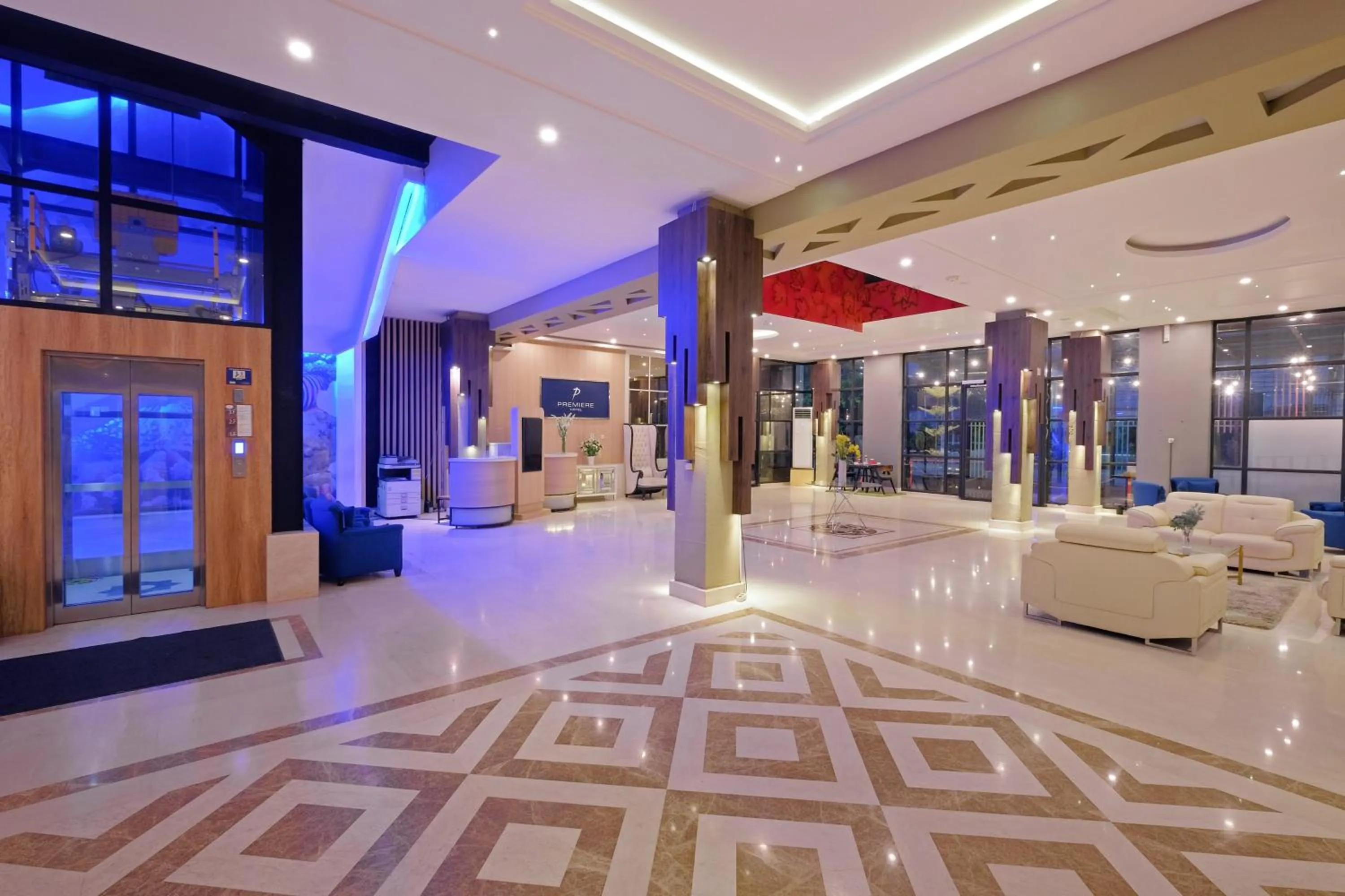 Living room in Premiere Hotel Tegal