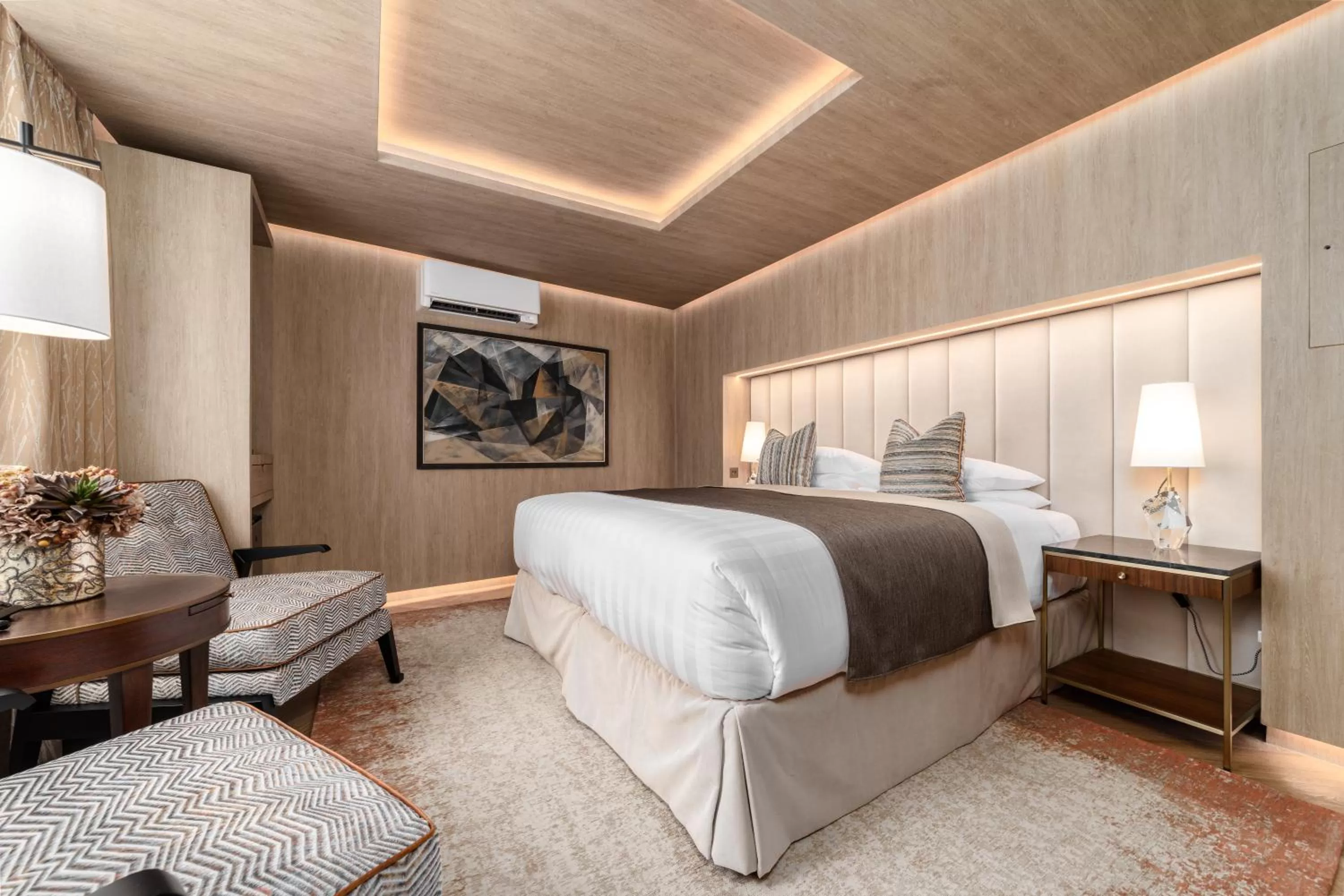 Photo of the whole room, Bed in No.4 Carlton