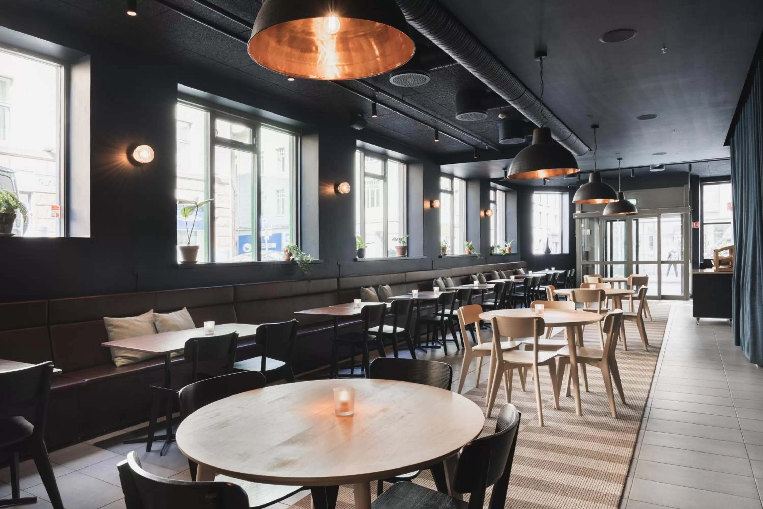 Restaurant/Places to Eat in Augustin Hotel