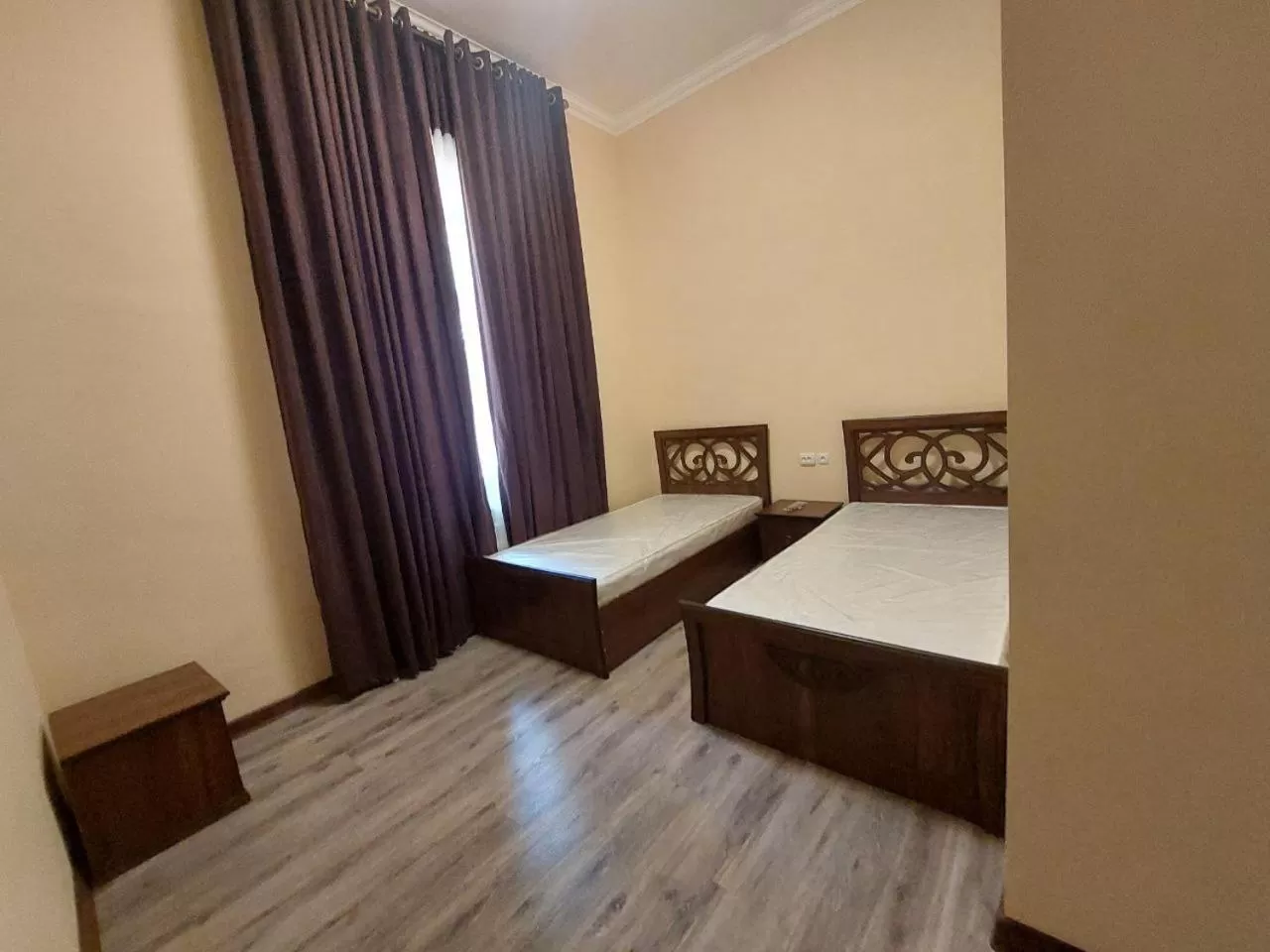 Photo of the whole room, Bed in Samarabonu Hotel