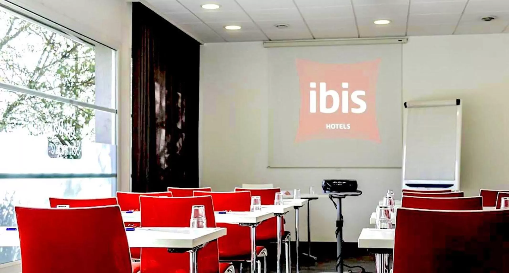 Business facilities in ibis Strasbourg Aéroport Le Zénith