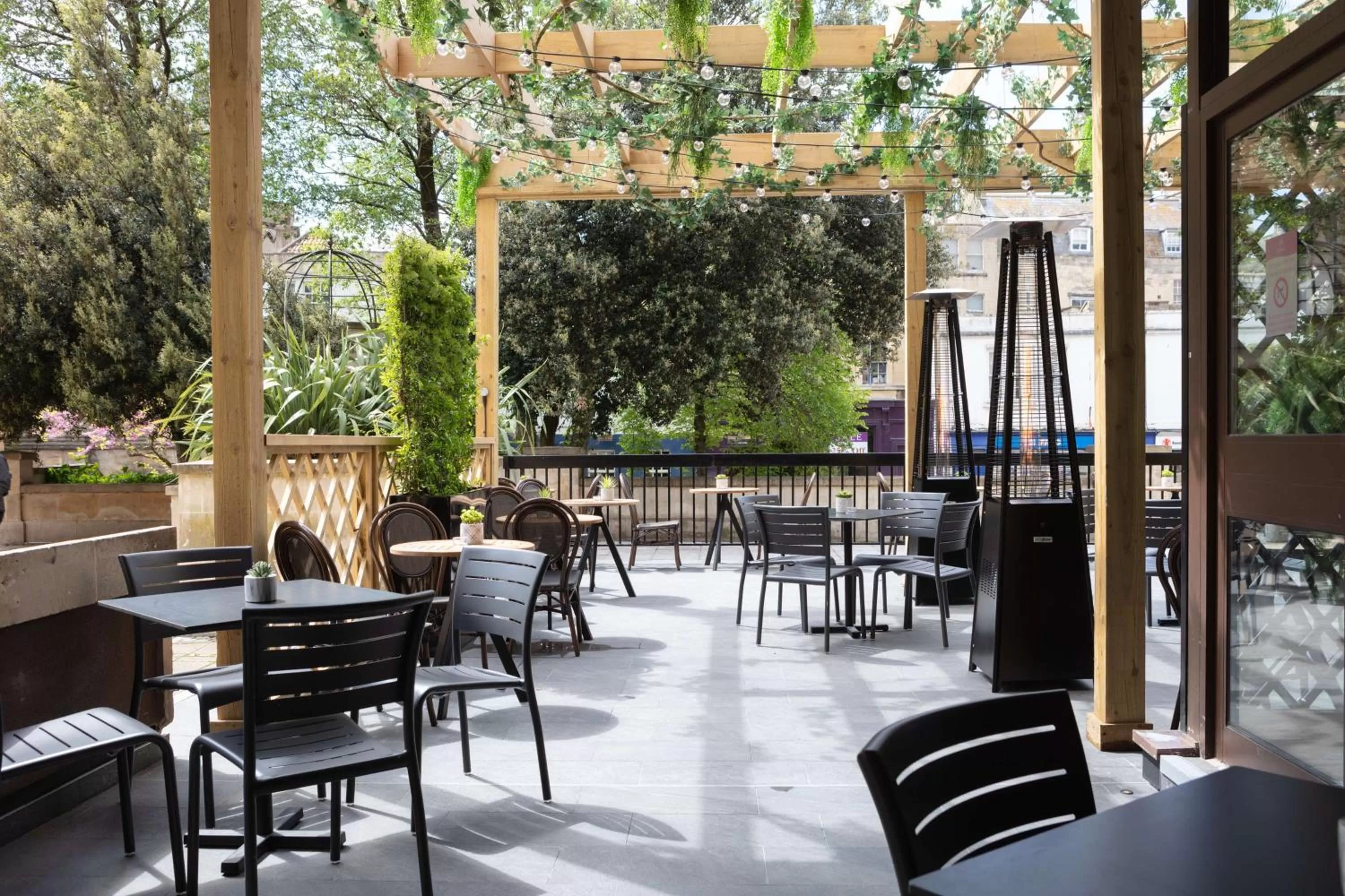 Patio in DoubleTree by Hilton Bath