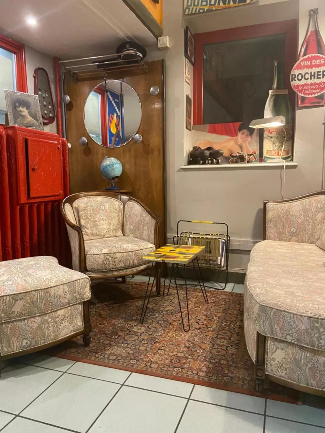 Decorative detail in Hôtel Le Boulevardier