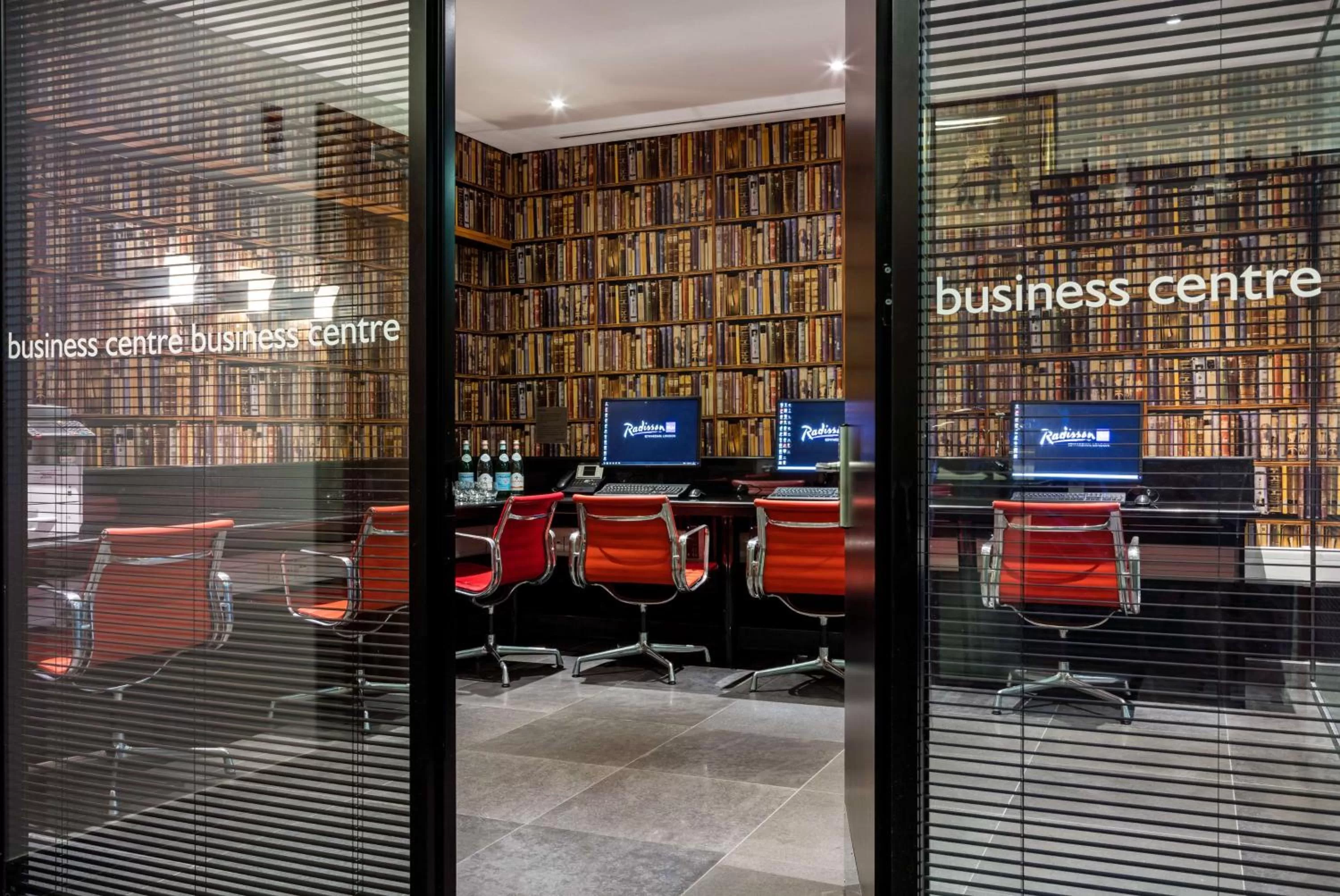 On site in Radisson Blu Hotel, London Canary Wharf East