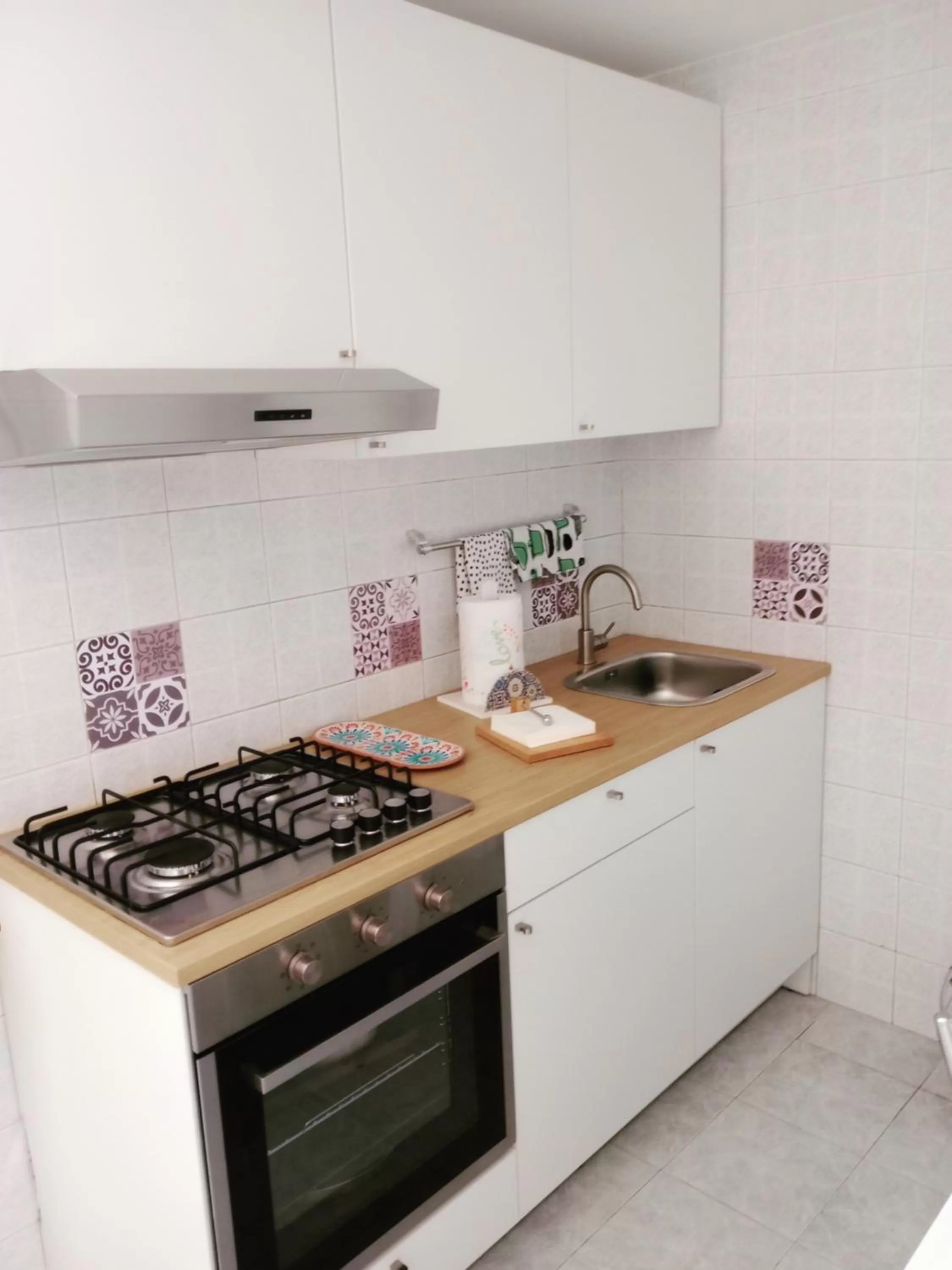 Kitchen/Kitchenette in Antonella home b&b