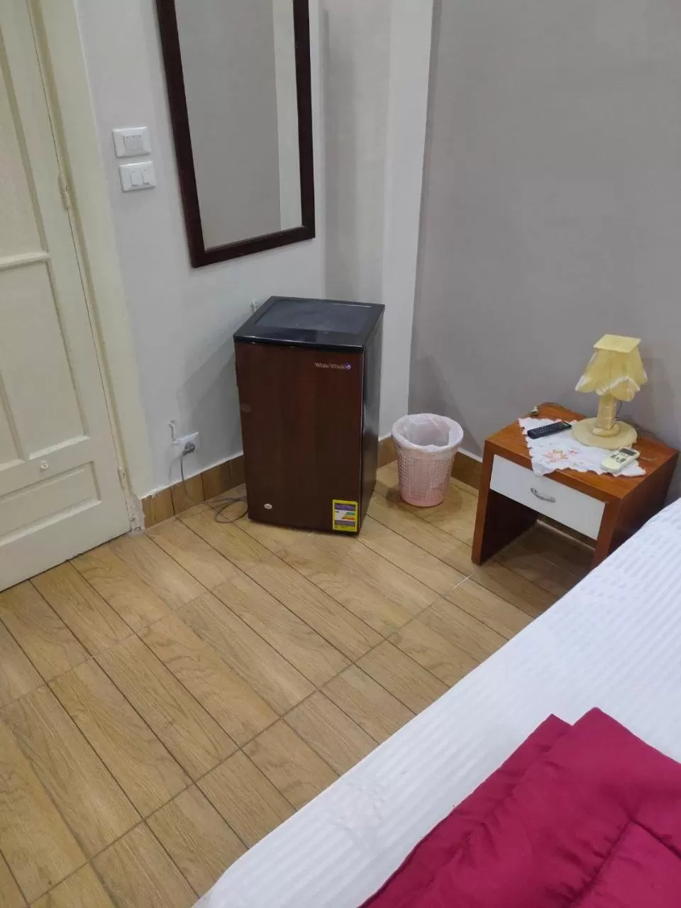 Bedroom, Bed in Miami Hotel