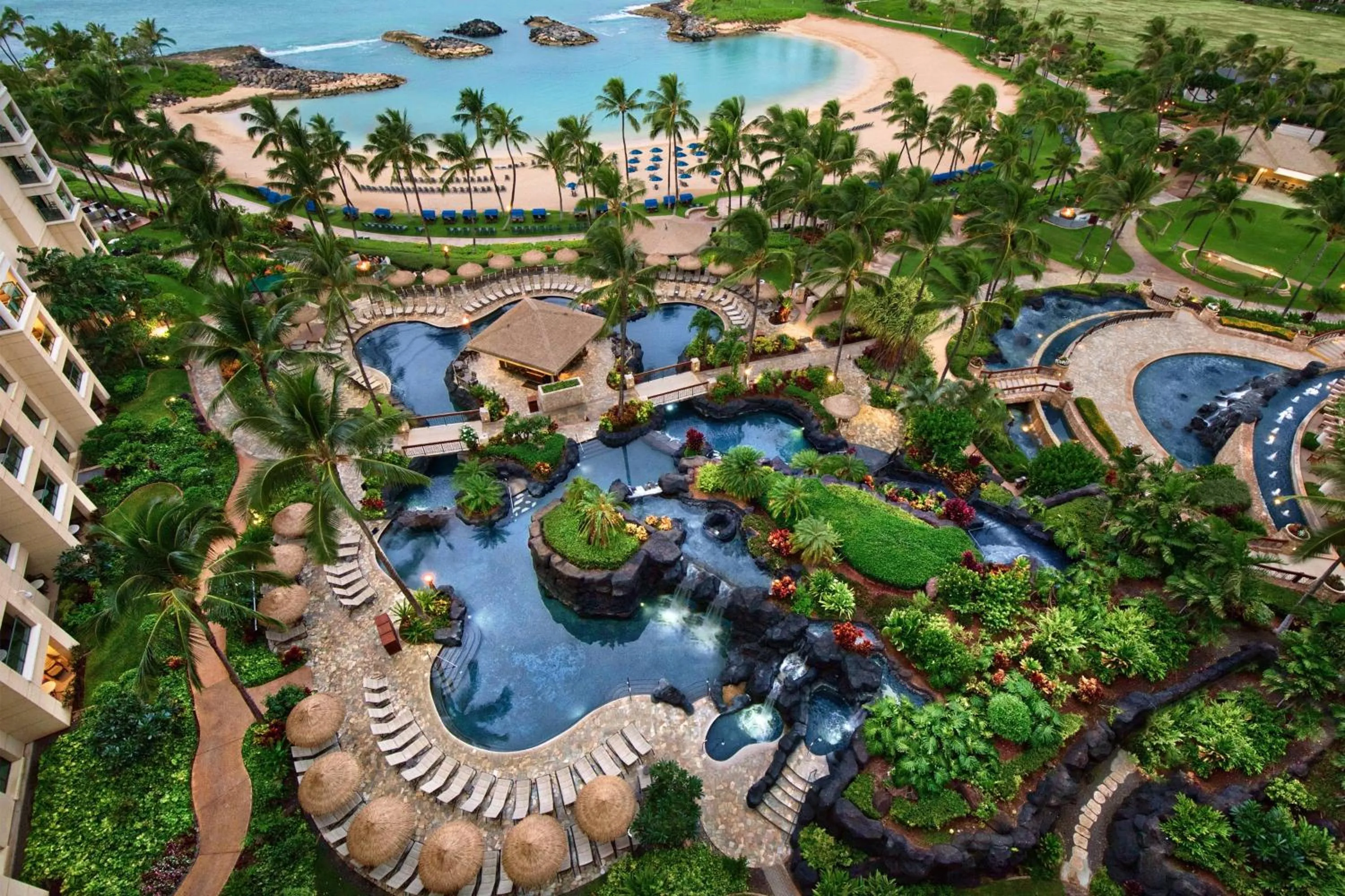 Swimming pool in Marriott's Ko Olina Beach Club