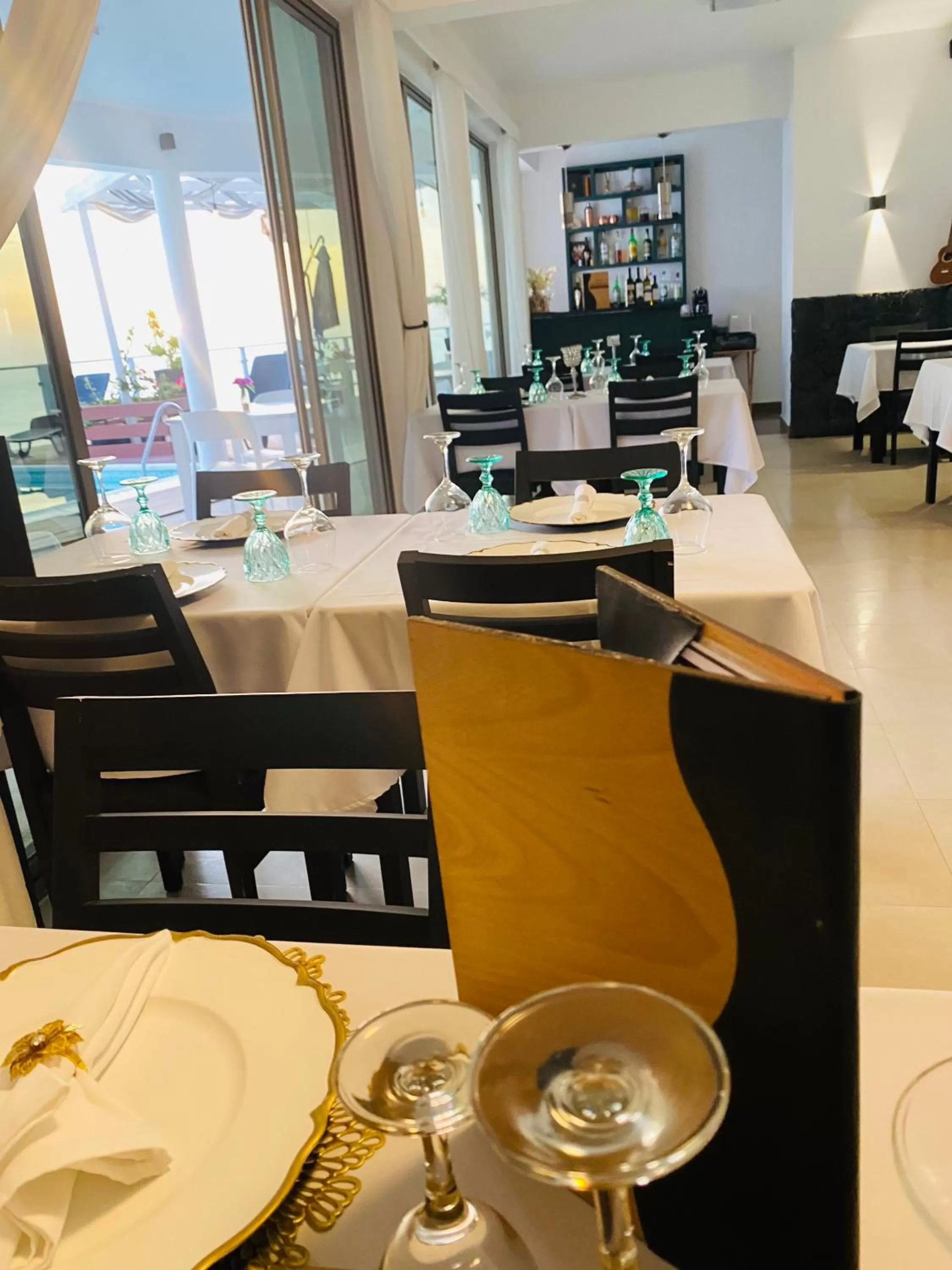 Restaurant/places to eat in Fogo Boutique Hotel