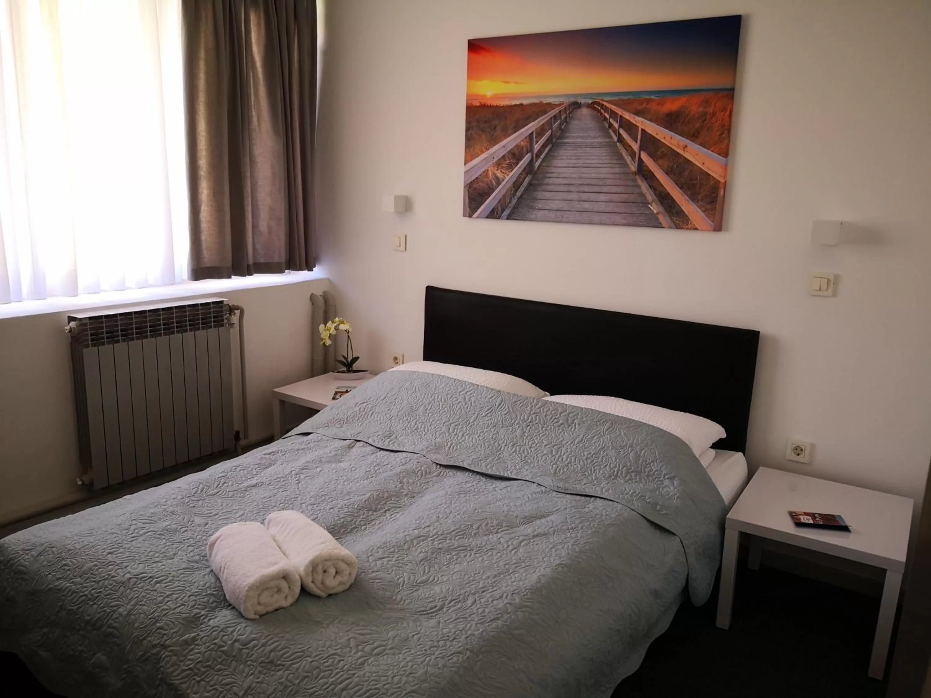 Bed in Grand Bells Bed And Breakfast