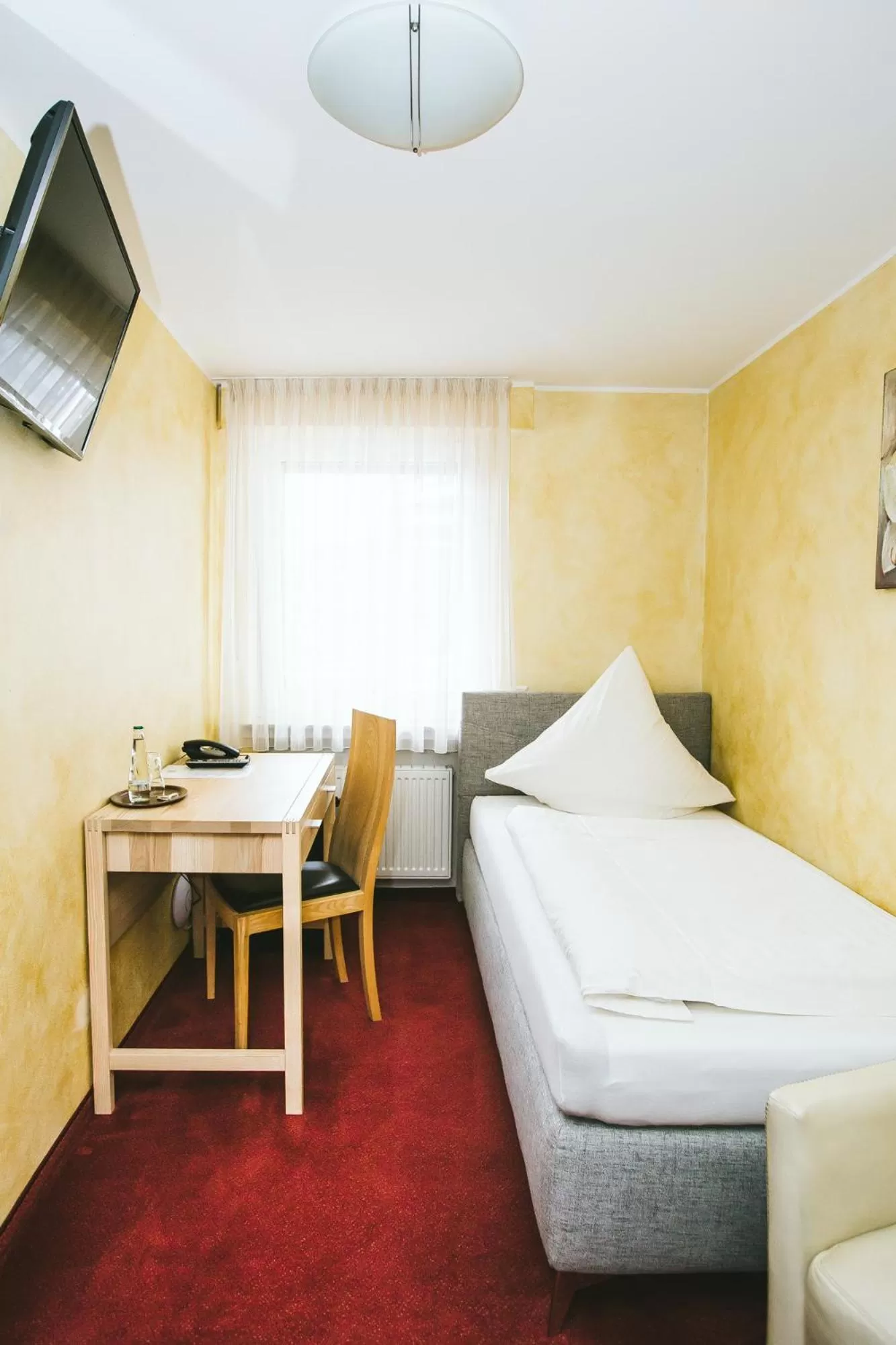 Staff, Bed in Schultes Landhaus