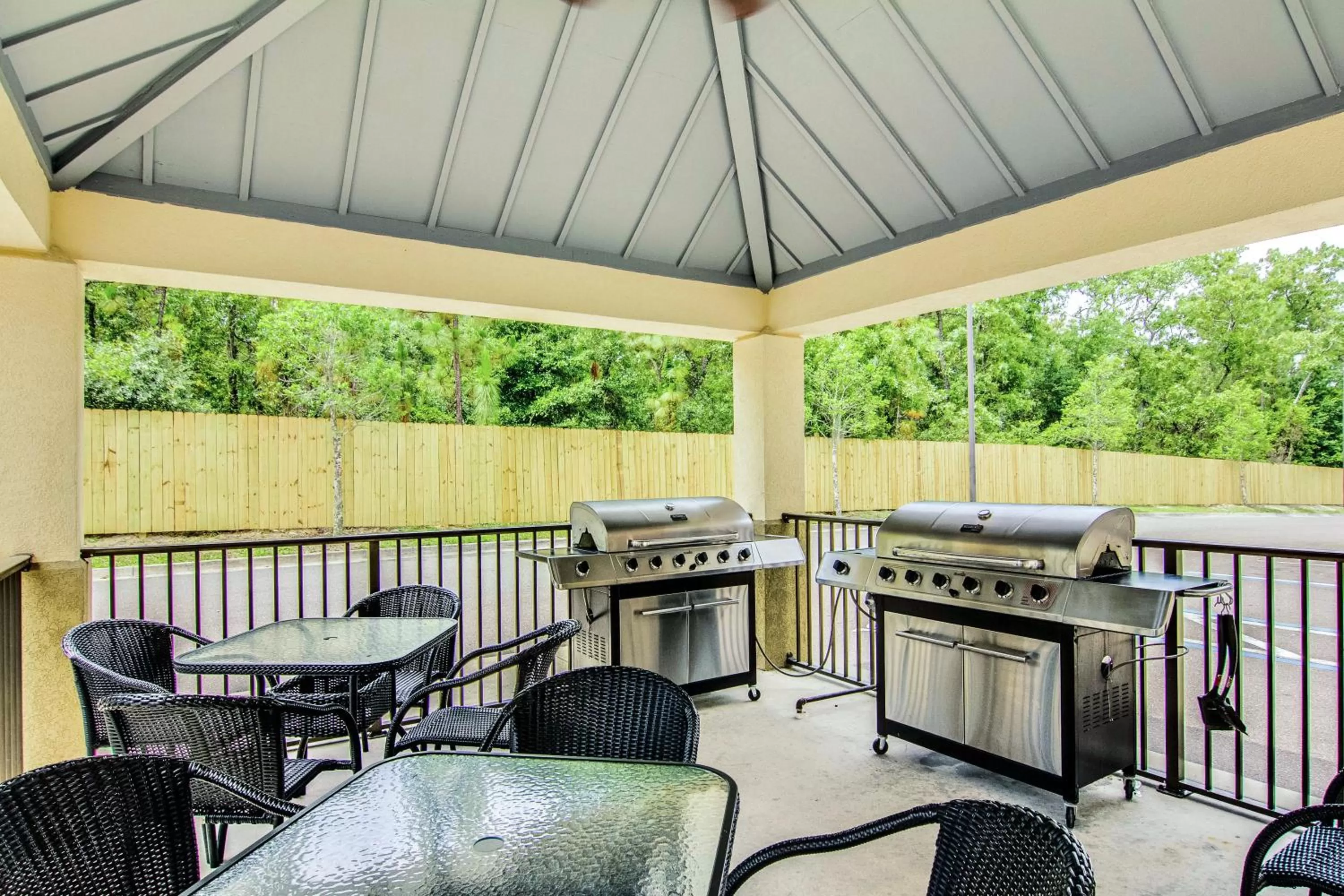 Lobby or reception in Candlewood Suites Jacksonville East Merril Road by IHG