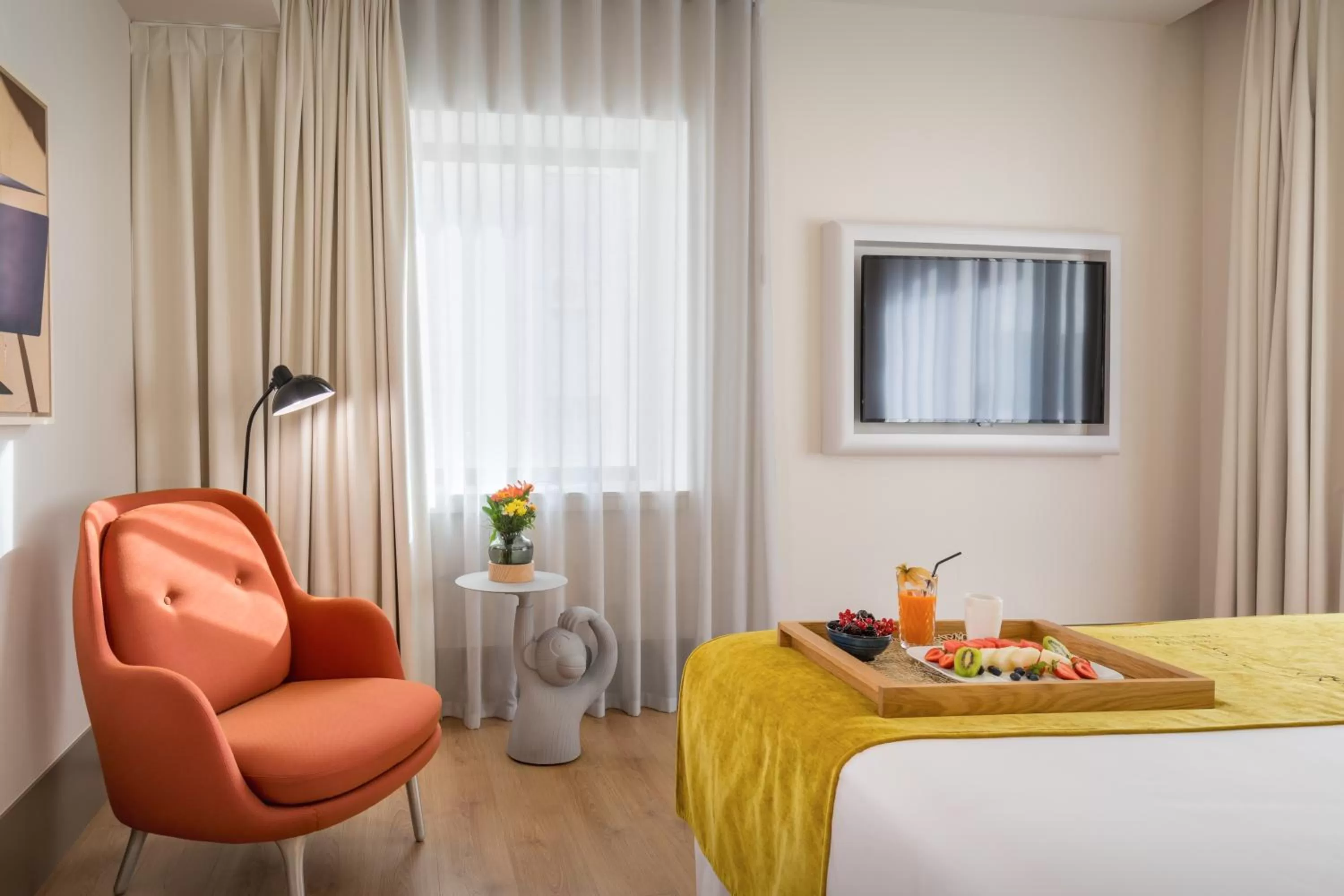 Junior Suite (3 Adult) in Barceló Torre de Madrid