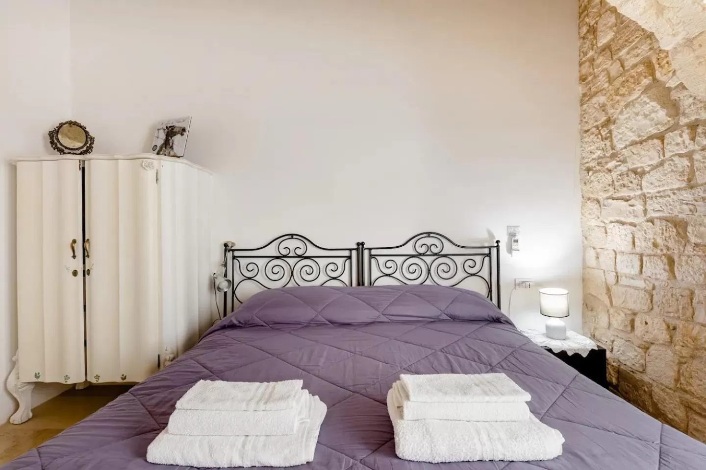 Bed in Il Mulino di Amleto - Bed and Breakfast letterario