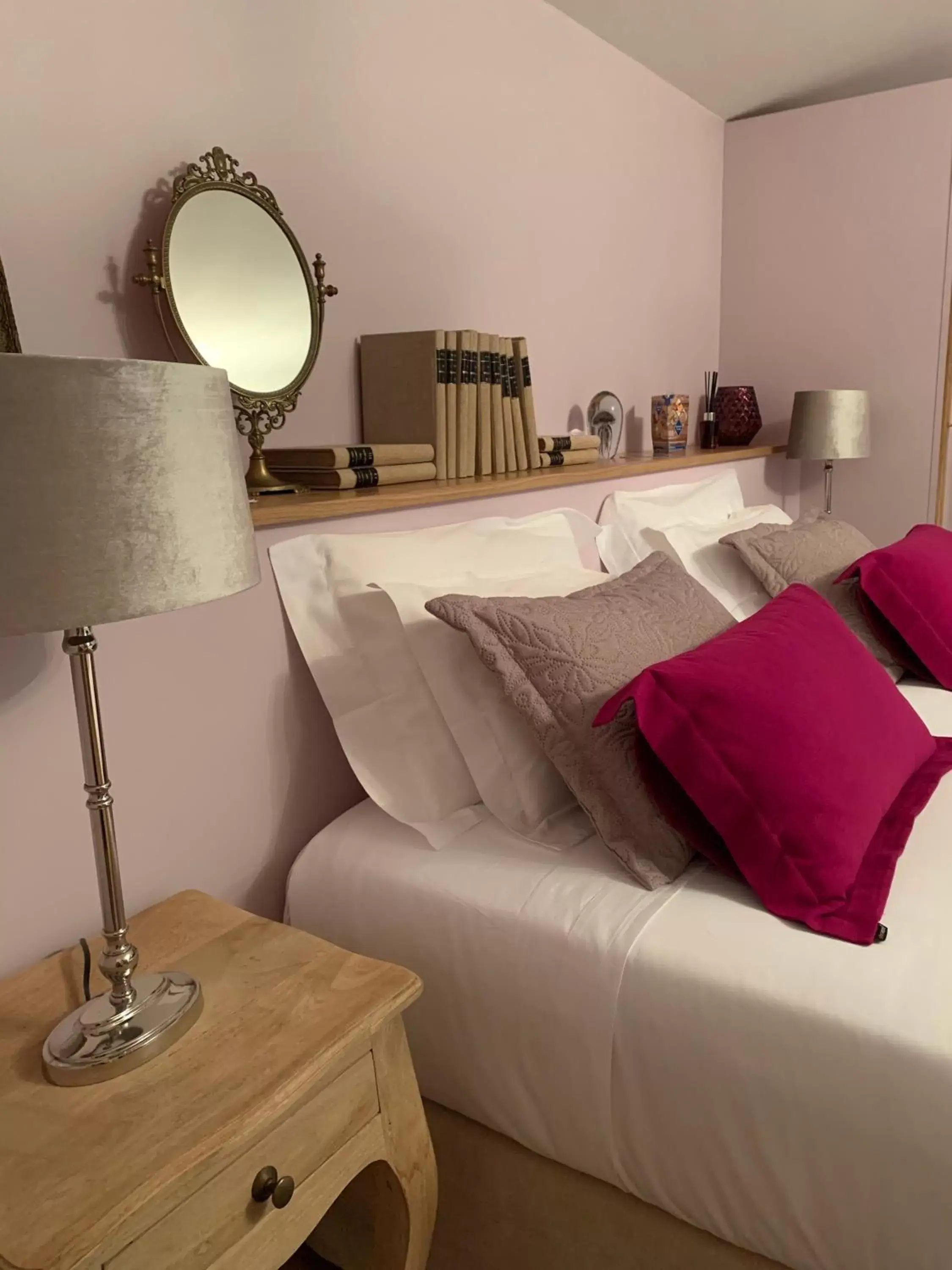 Double Room in Chateau Pont Saint-Martin Double Room in Chateau Pont Saint-Martin