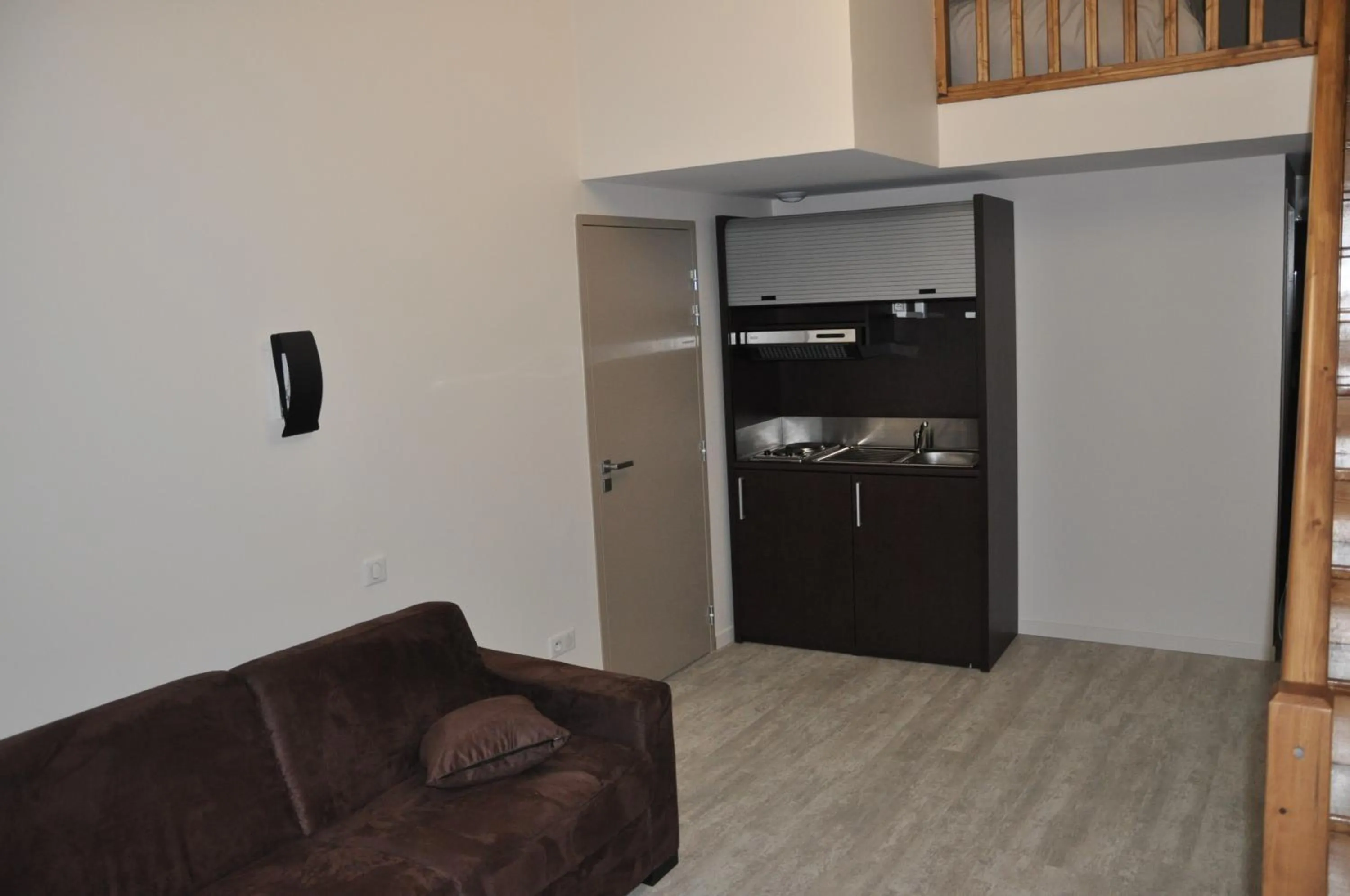 Kitchen or kitchenette in The Originals City, Hôtel des Arts, Montauban