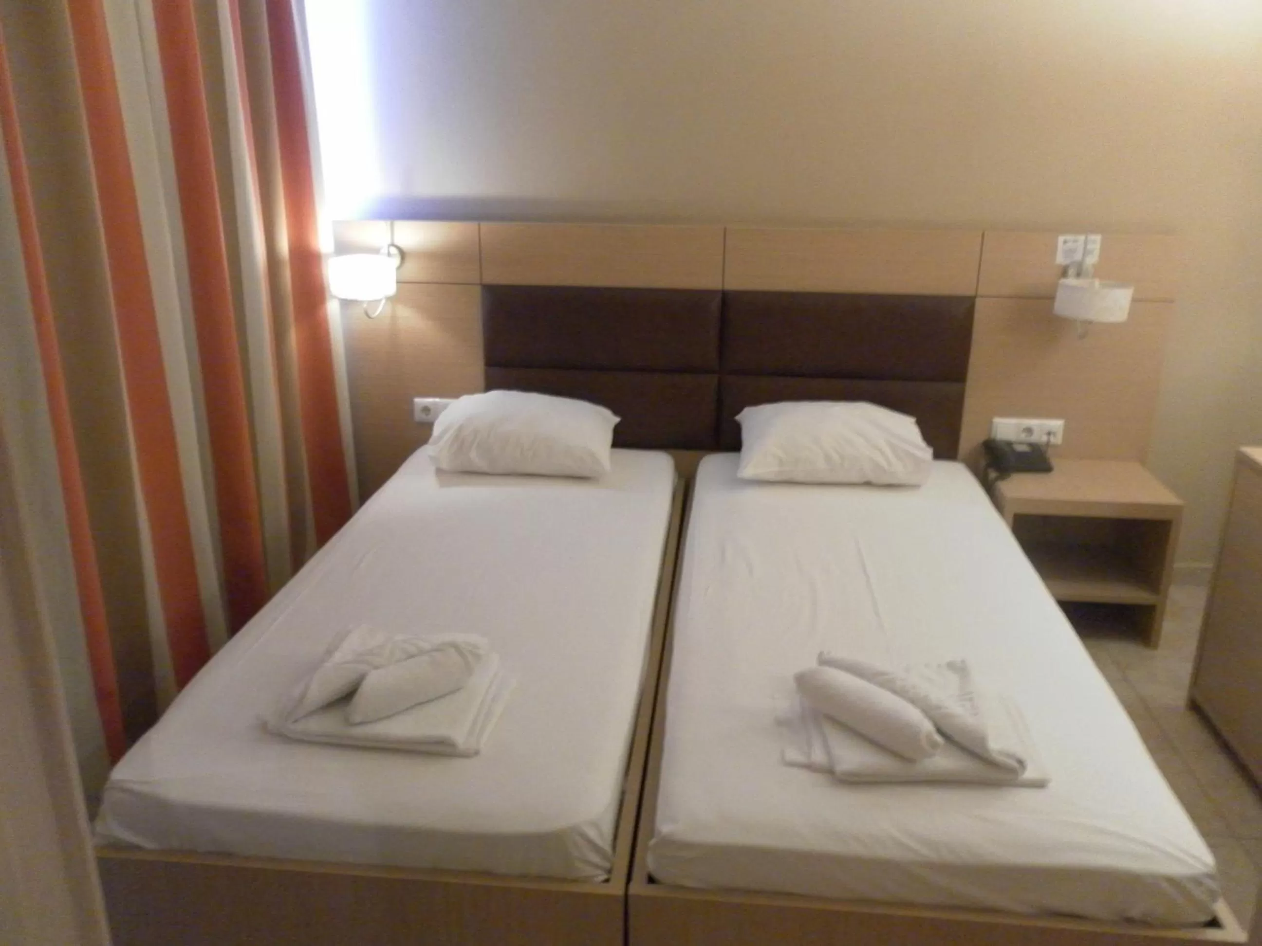 Bedroom, Bed in Esperia