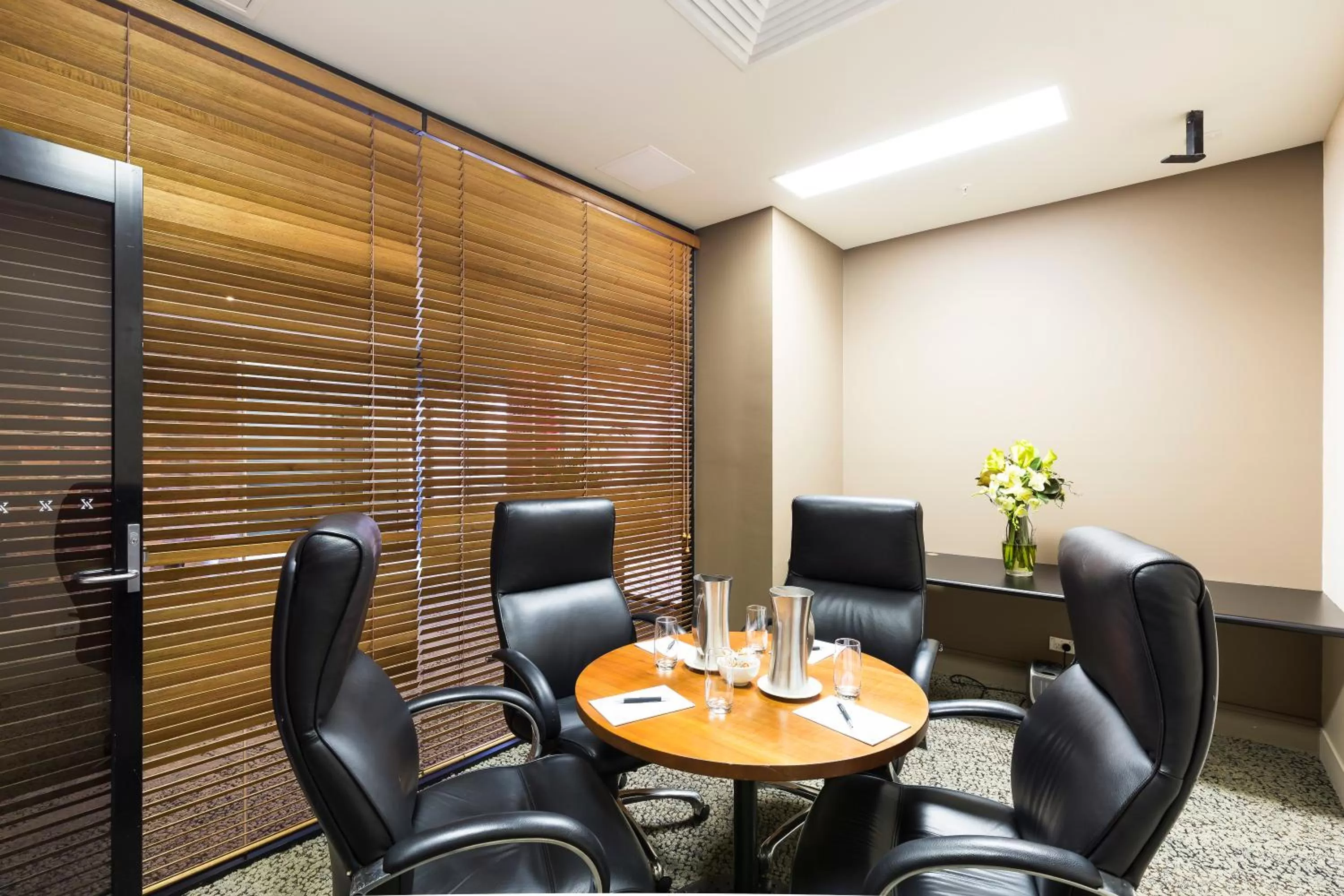 Business facilities in The Old Woolstore Apartment Hotel