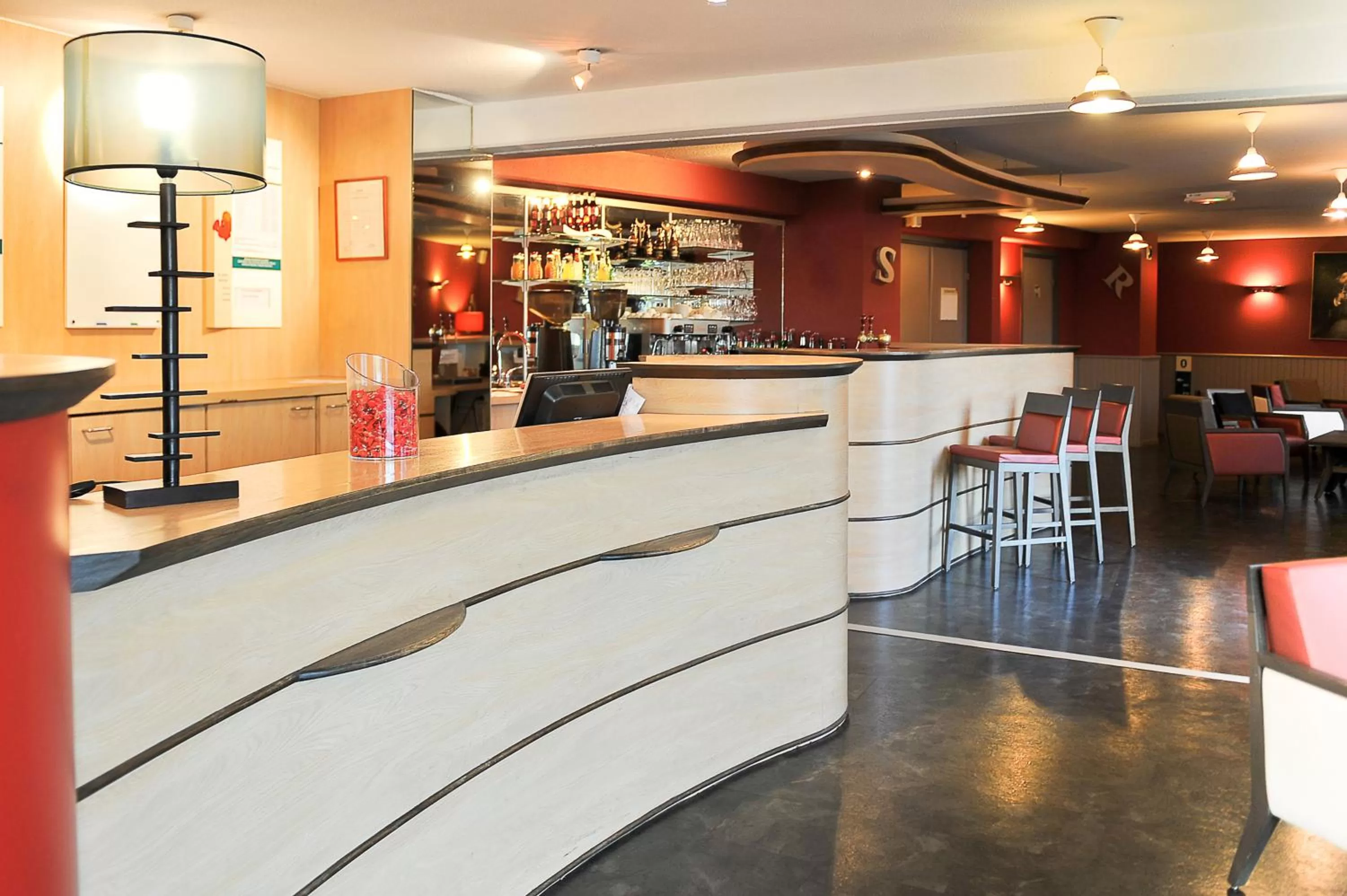 Lobby or reception in Hotel ibis Autun