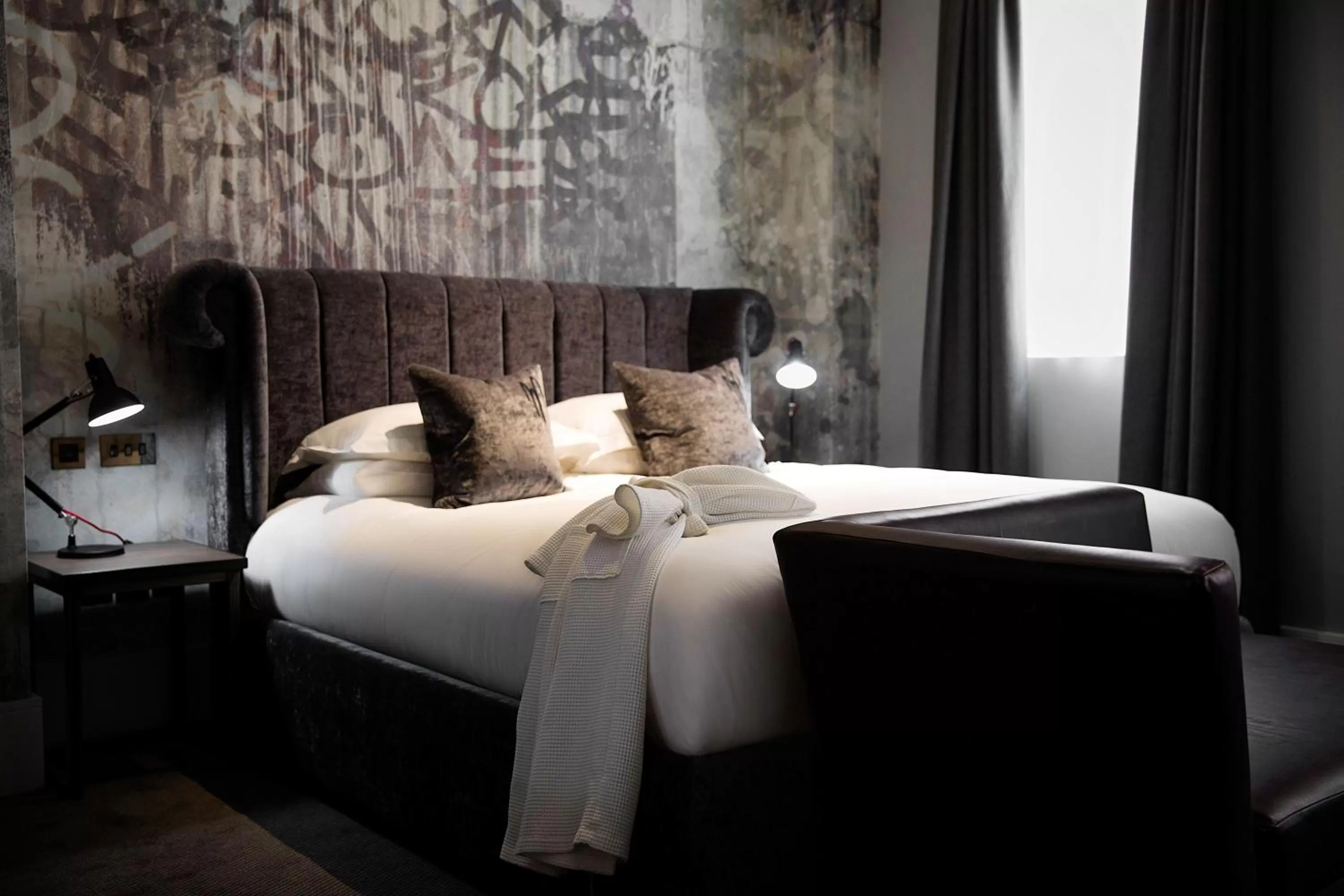 Bedroom, Bed in Malmaison Reading
