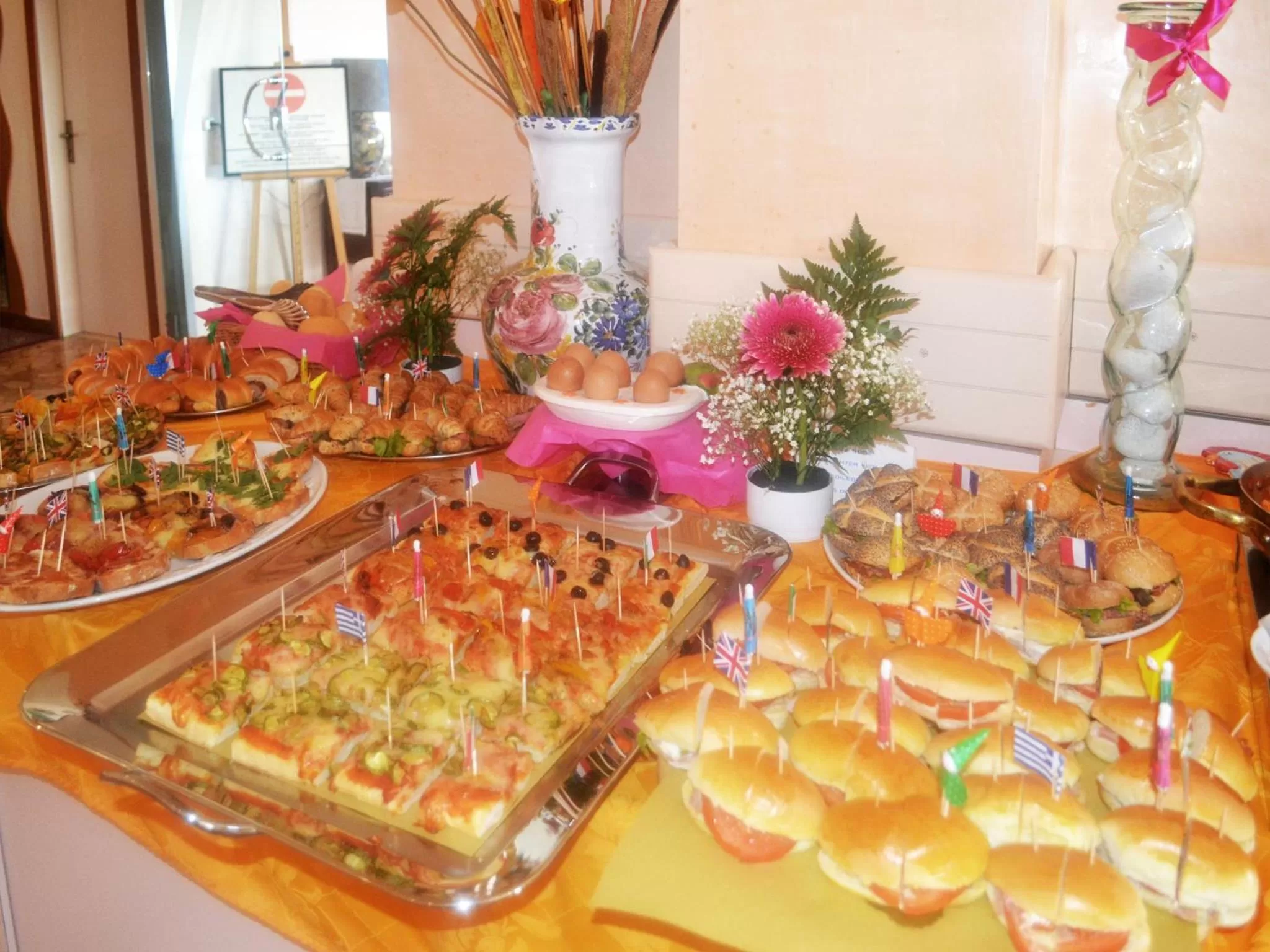 Restaurant/places to eat in Hotel Cobalto