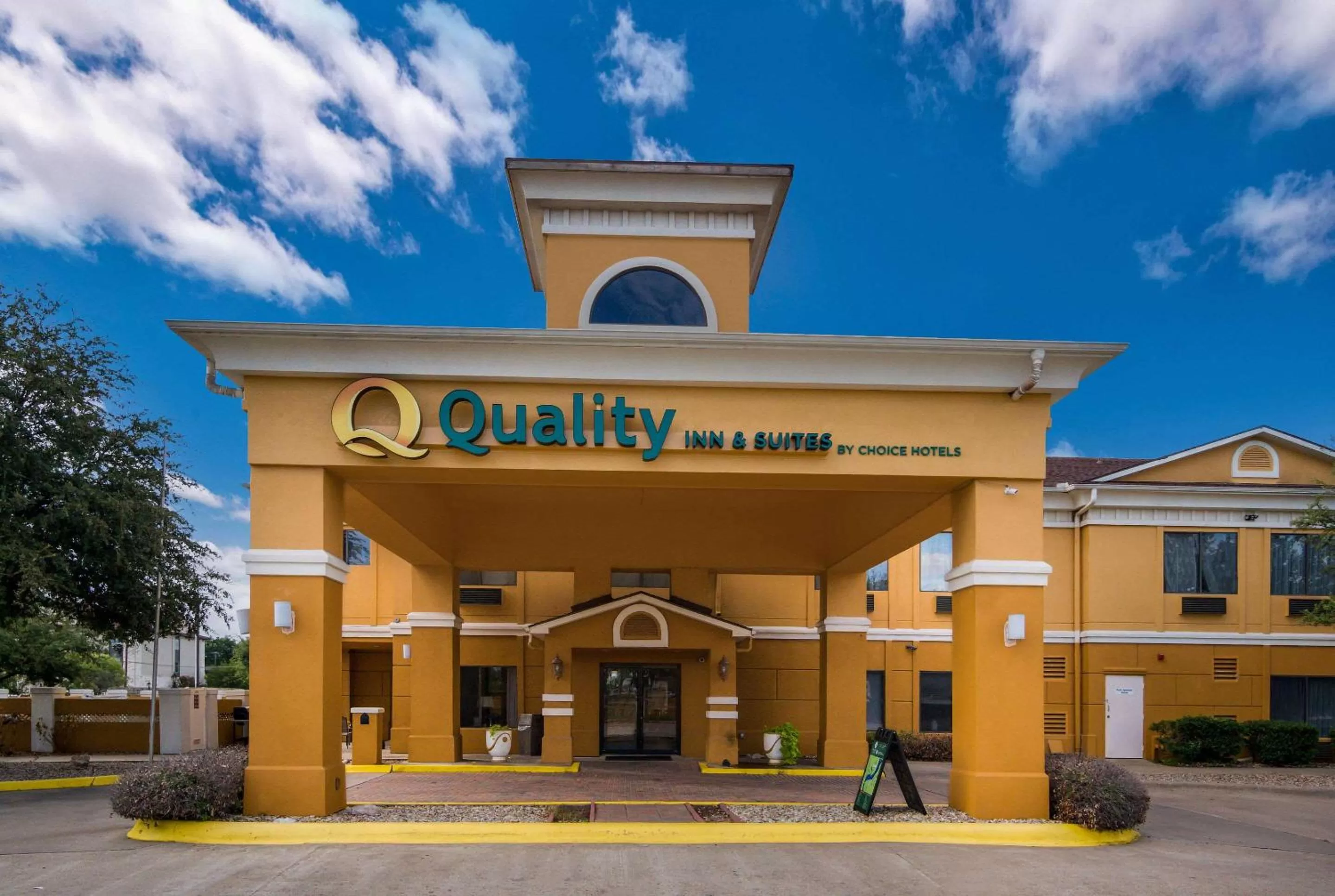 Quality Inn & Suites - Granbury