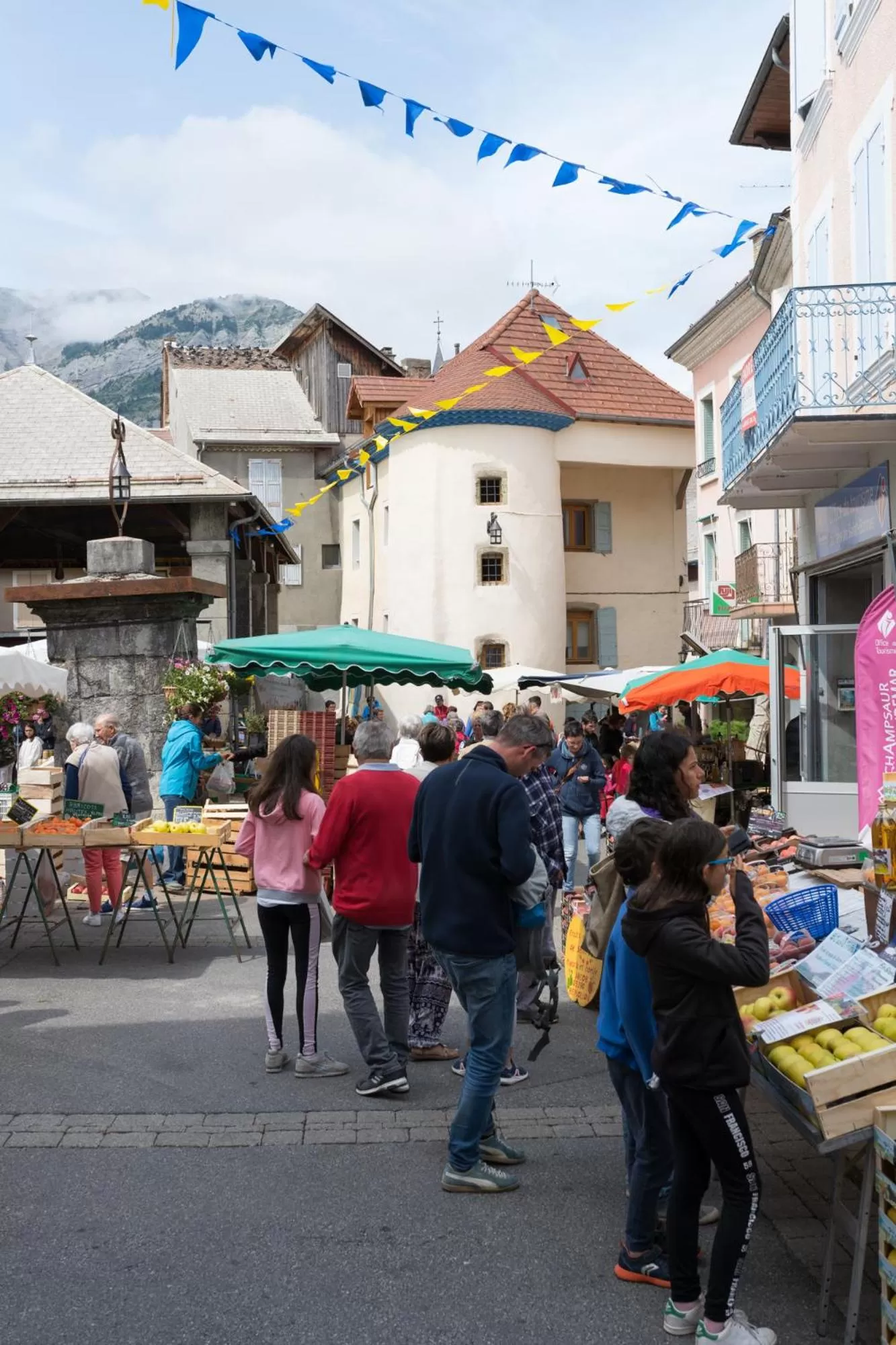 Neighbourhood in B&B MaisonNel