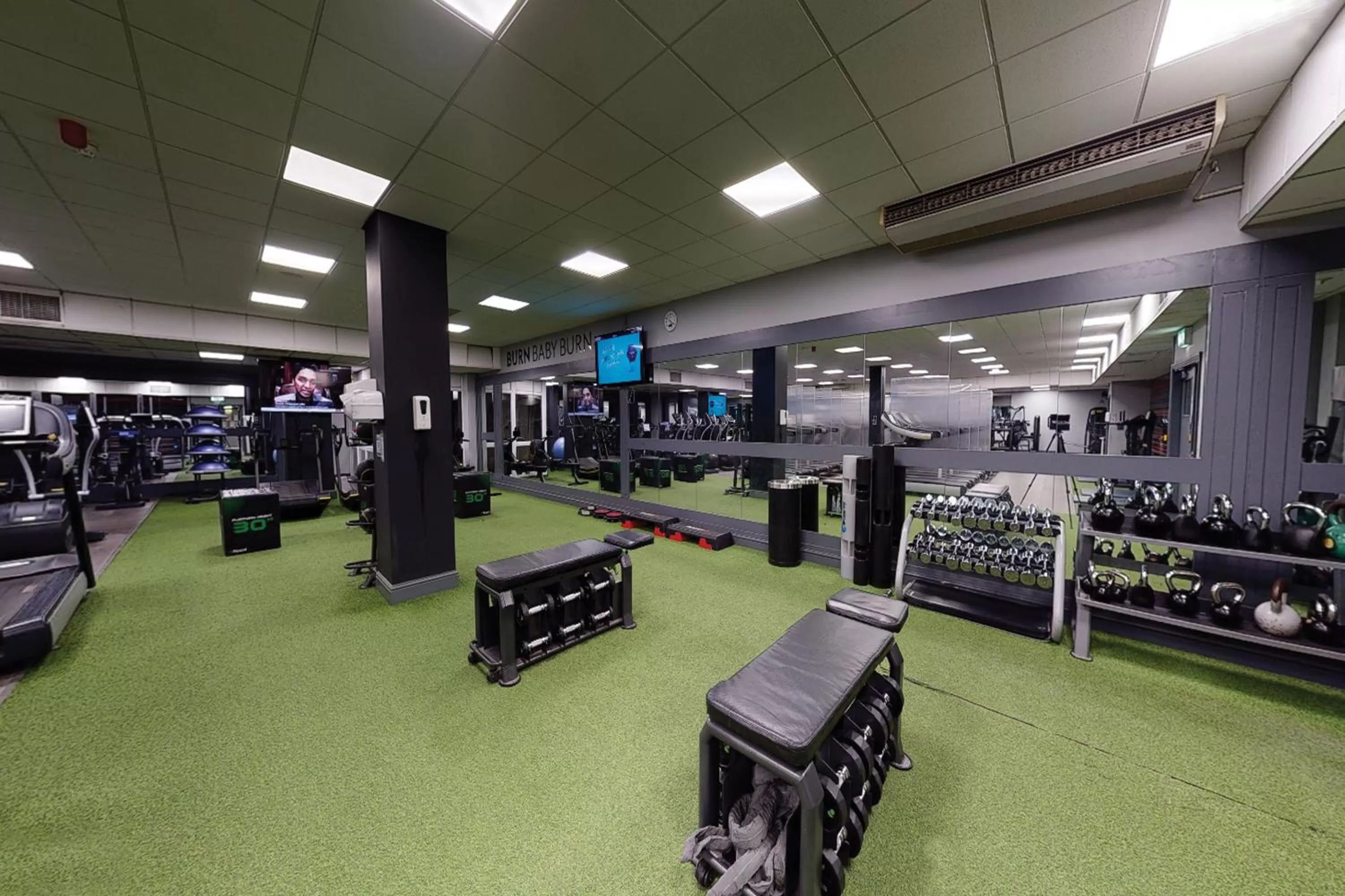 Fitness centre/facilities in Village Hotel Leeds North