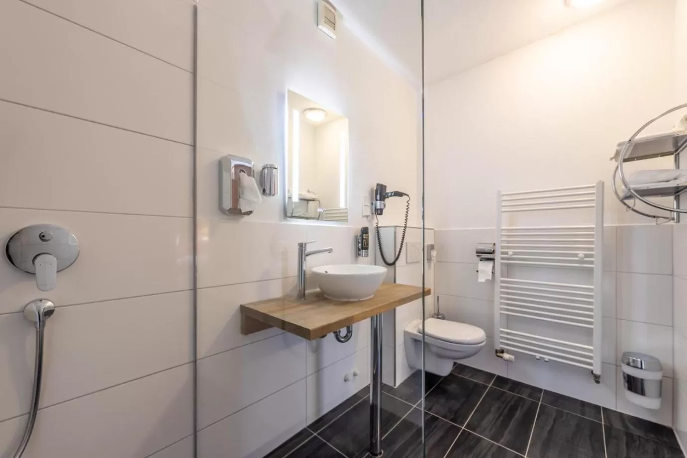 Bathroom in Thermen Hotel & Restaurant Bad Soden