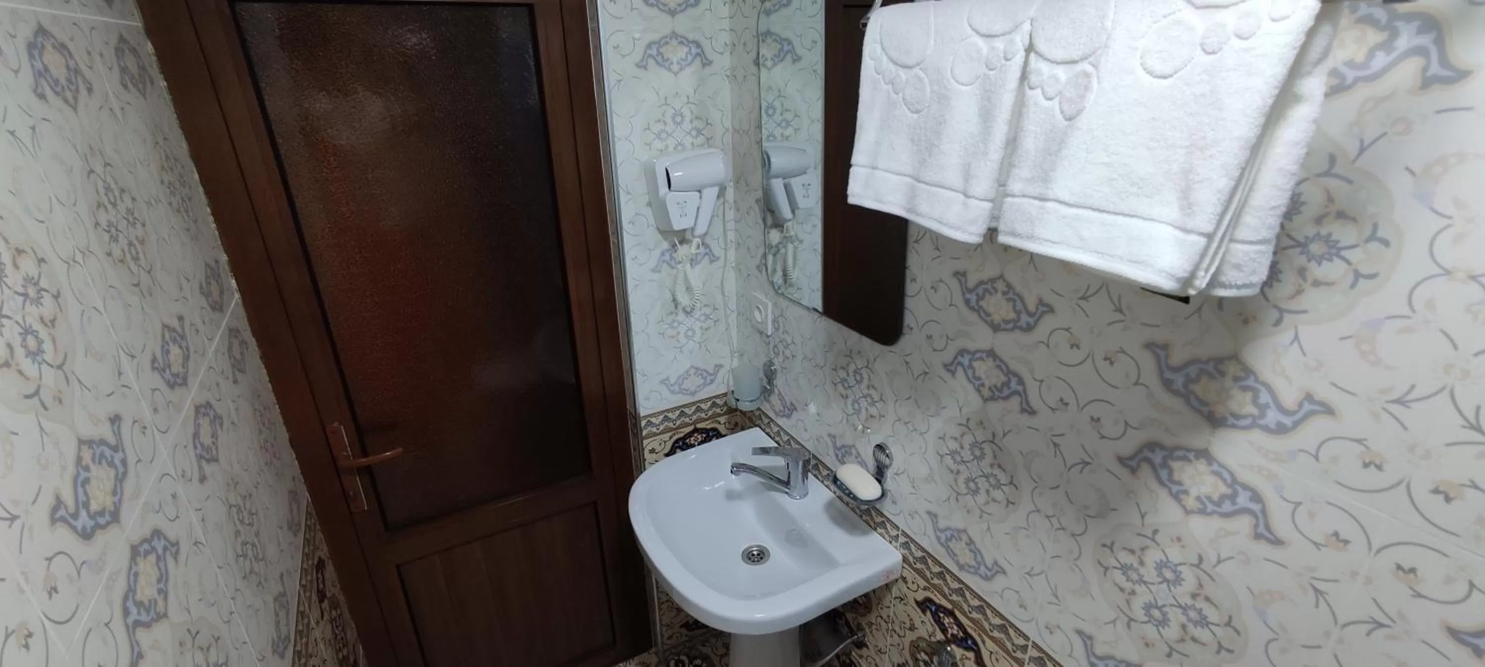 Comfort Triple Room with Shower in Aminabonu Hotel