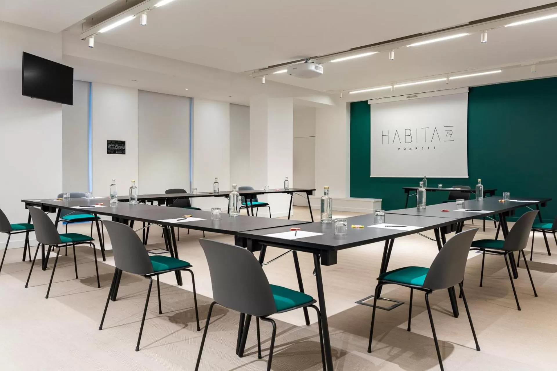 Meeting/conference room in Habita79 Hotel Pompeii - MGallery Collection