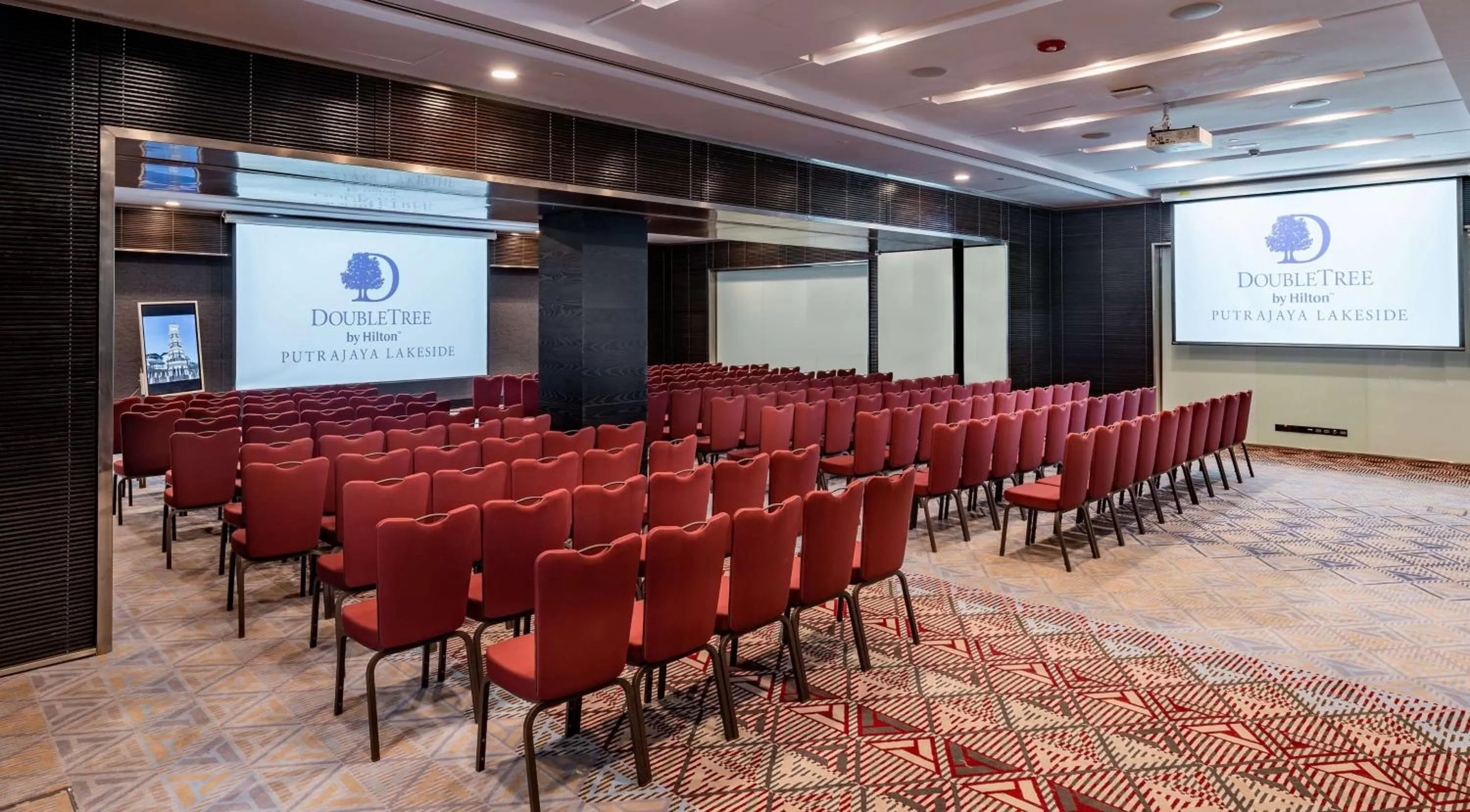 Meeting/conference room in DoubleTree by Hilton Putrajaya Lakeside