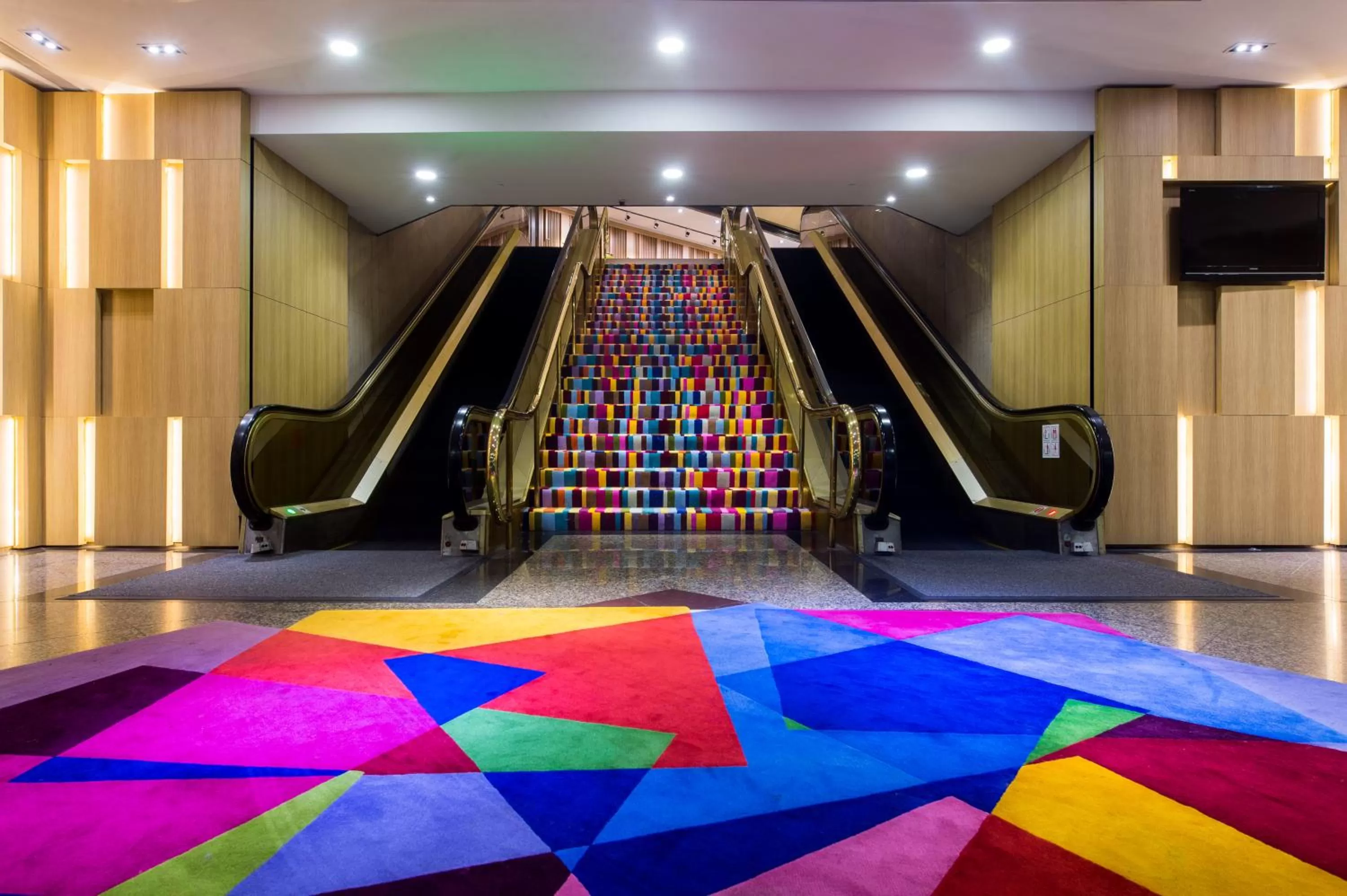 Facade/entrance in Furama City Centre