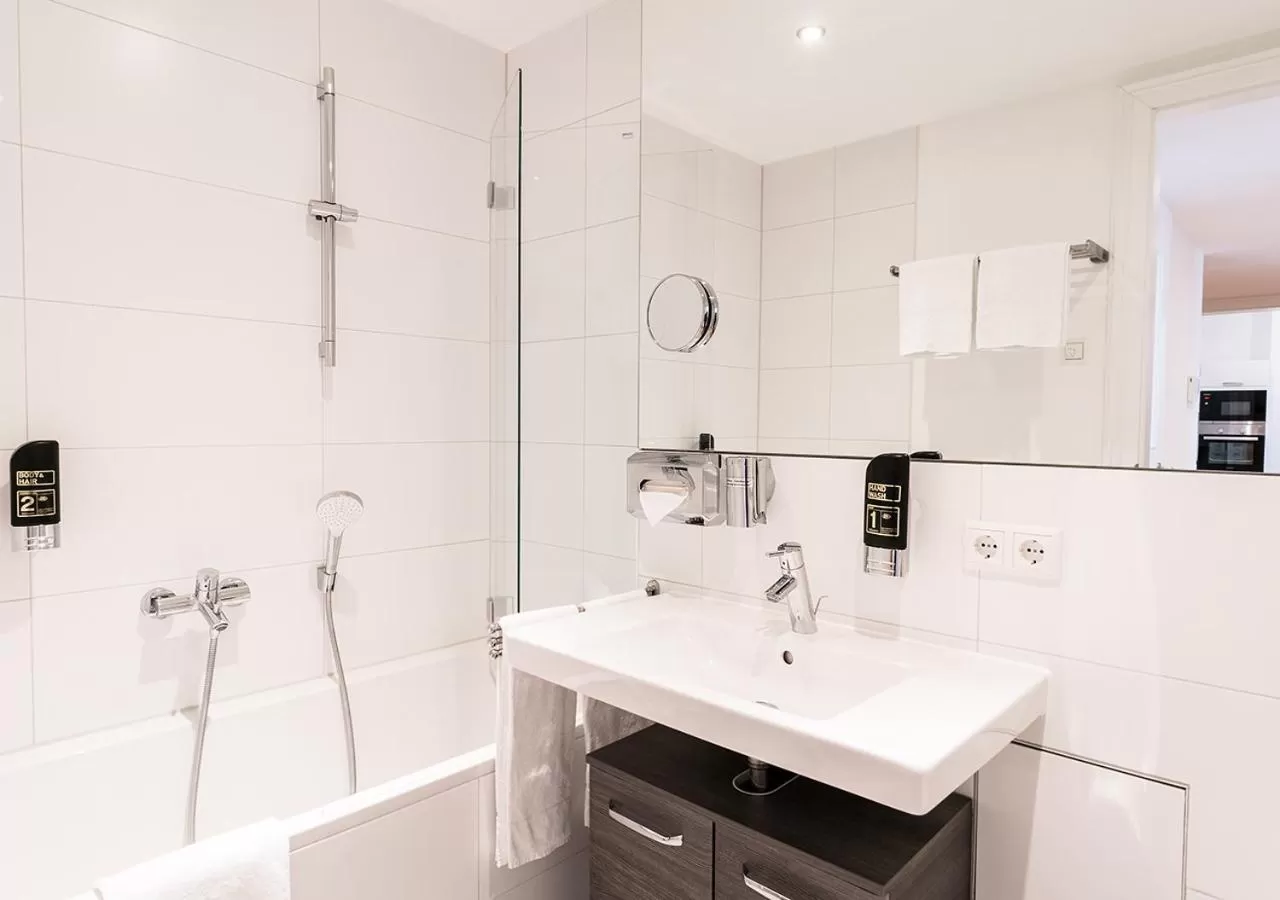 Bathroom in Aparthotel Am Schloss
