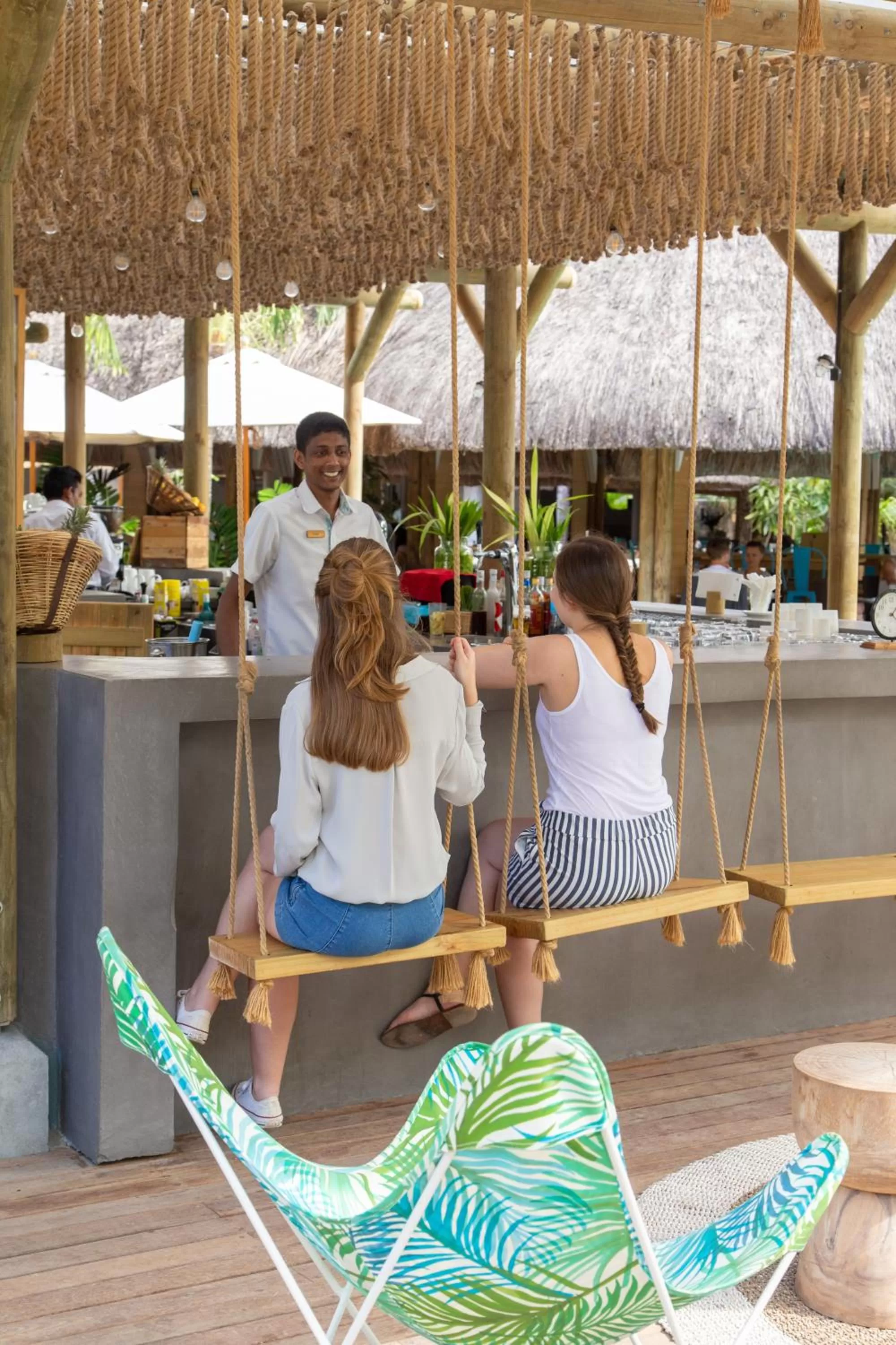 People in Coin de Mire Attitude