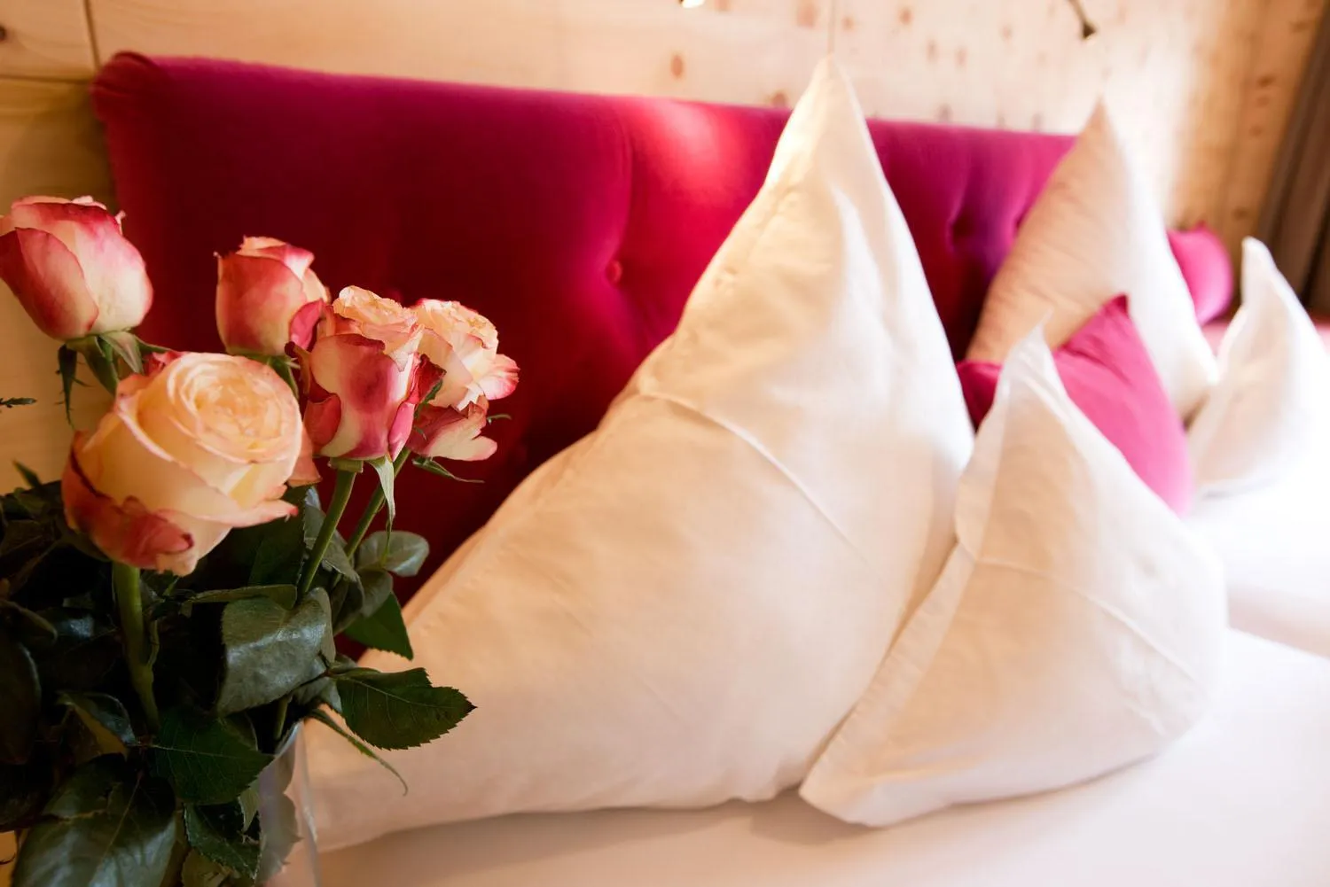 Bedroom, Bed in Geniesserhotel Minglers Sportalm 4 Sterne Superior