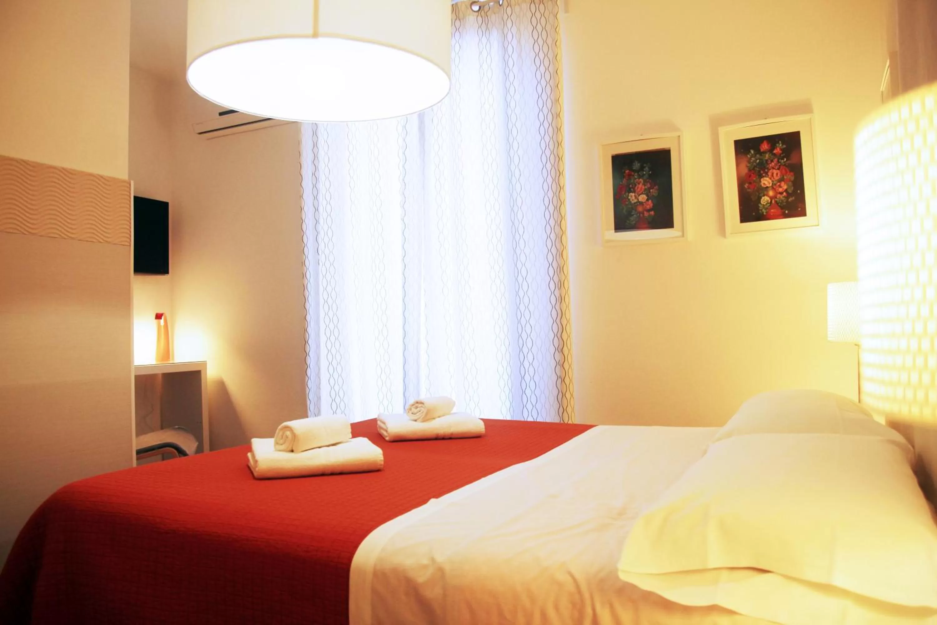 Photo of the whole room, Bed in B&B Magnolia