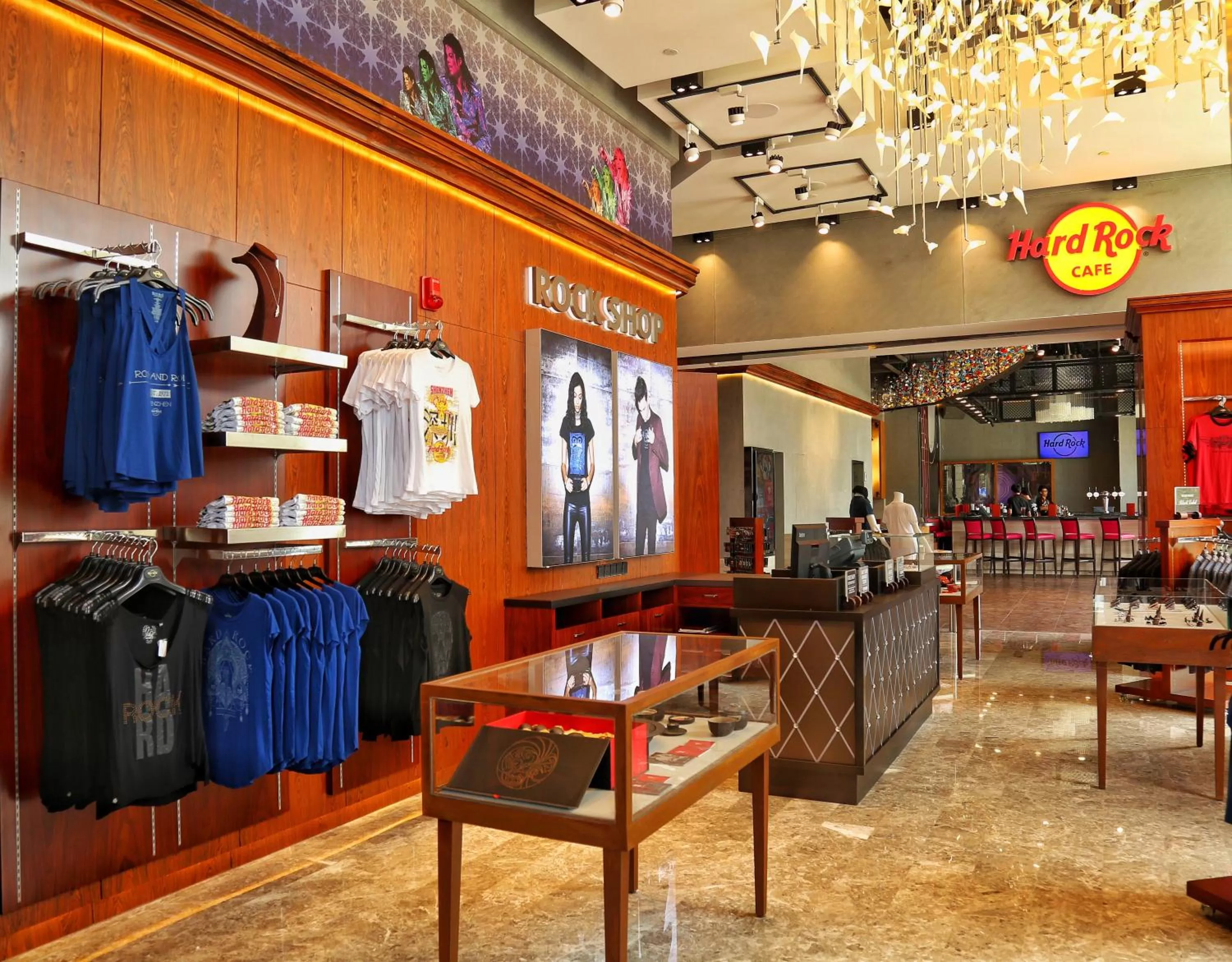 On-site shops in Hard Rock Hotel Shenzhen