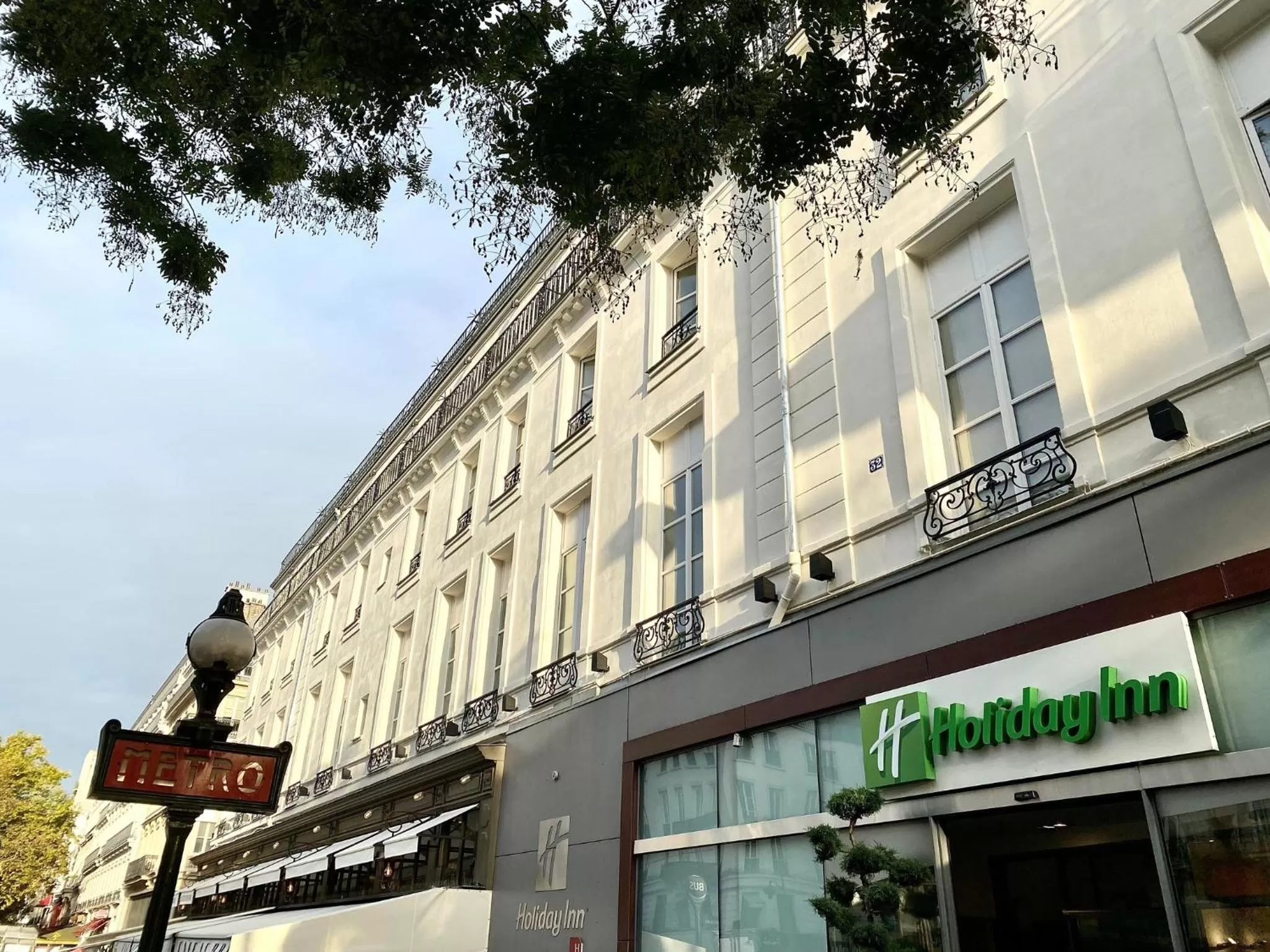 Property building in Holiday Inn Paris Opéra - Grands Boulevards by IHG