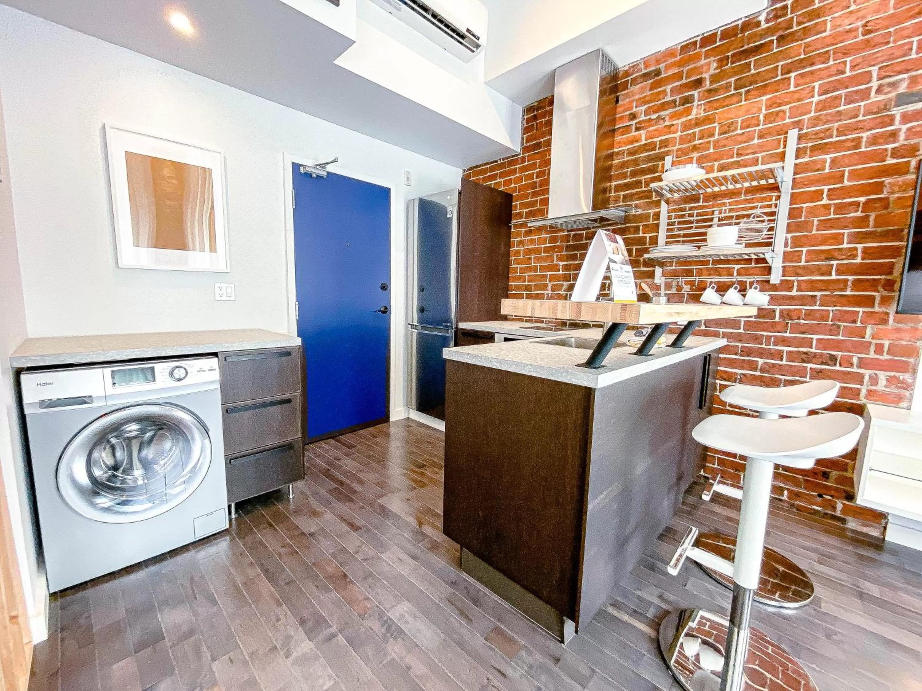 Kitchen/Kitchenette in Maison Évangéline by Bower Hotels & Suites