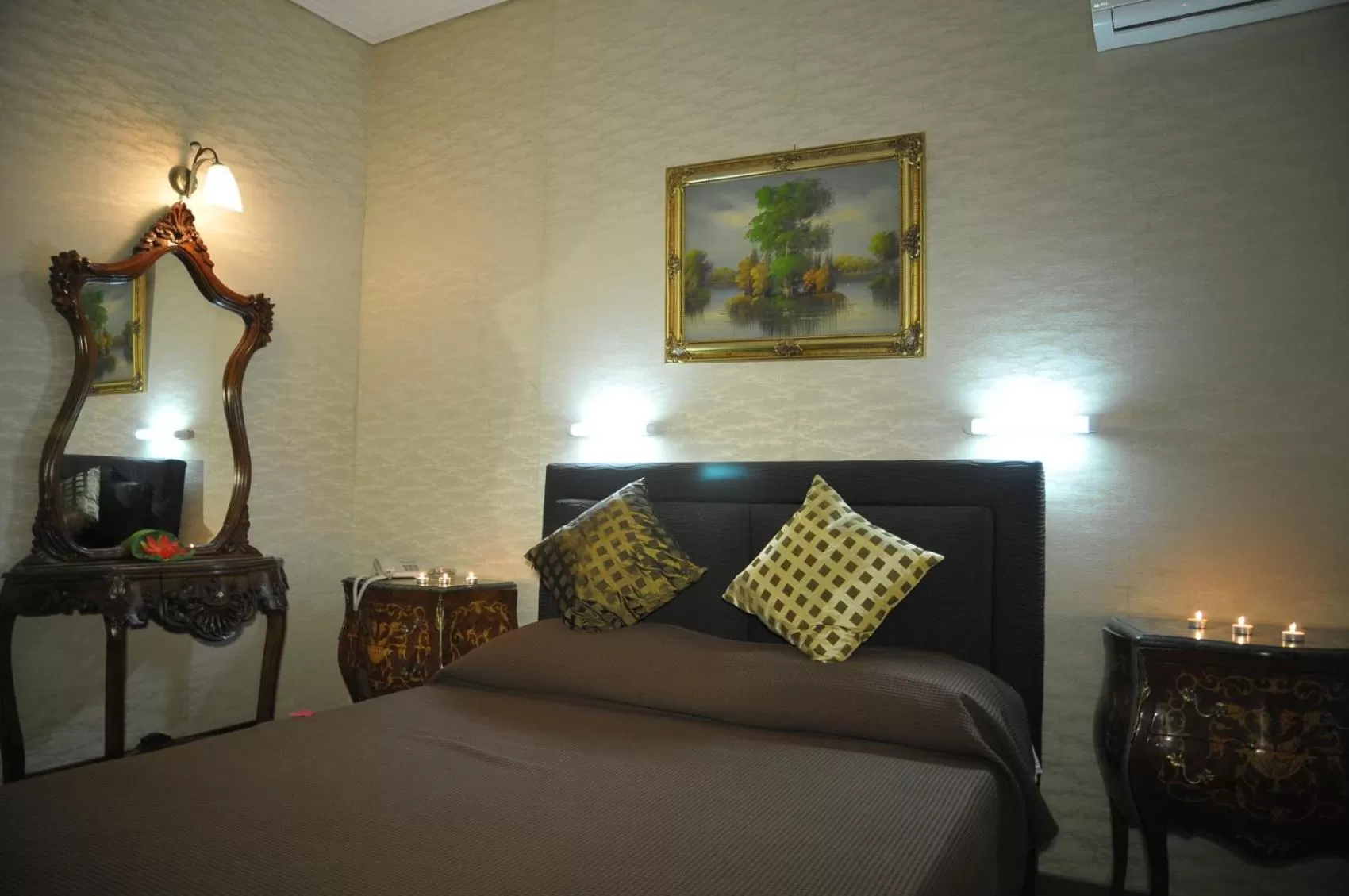 Photo of the whole room in Hotel Anesi