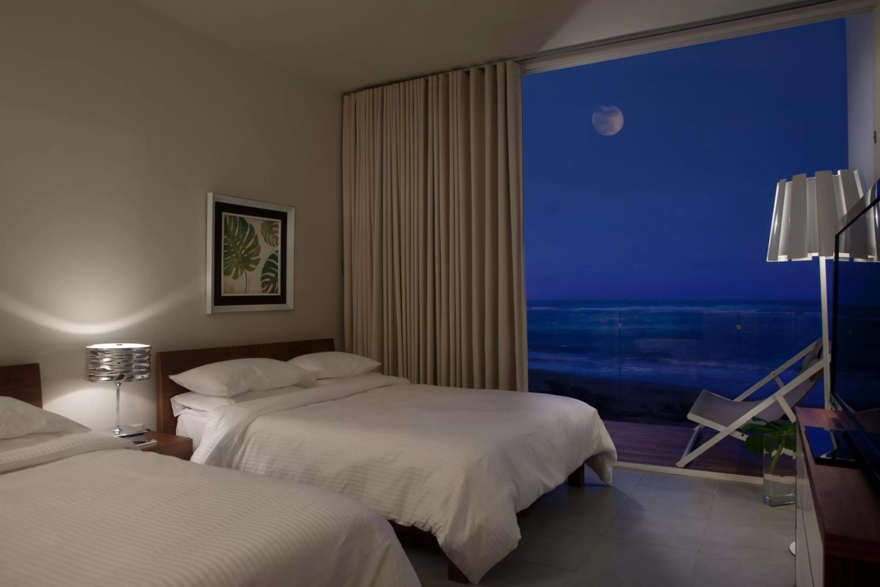 Bedroom, Bed in Ultravioleta Boutique Residences