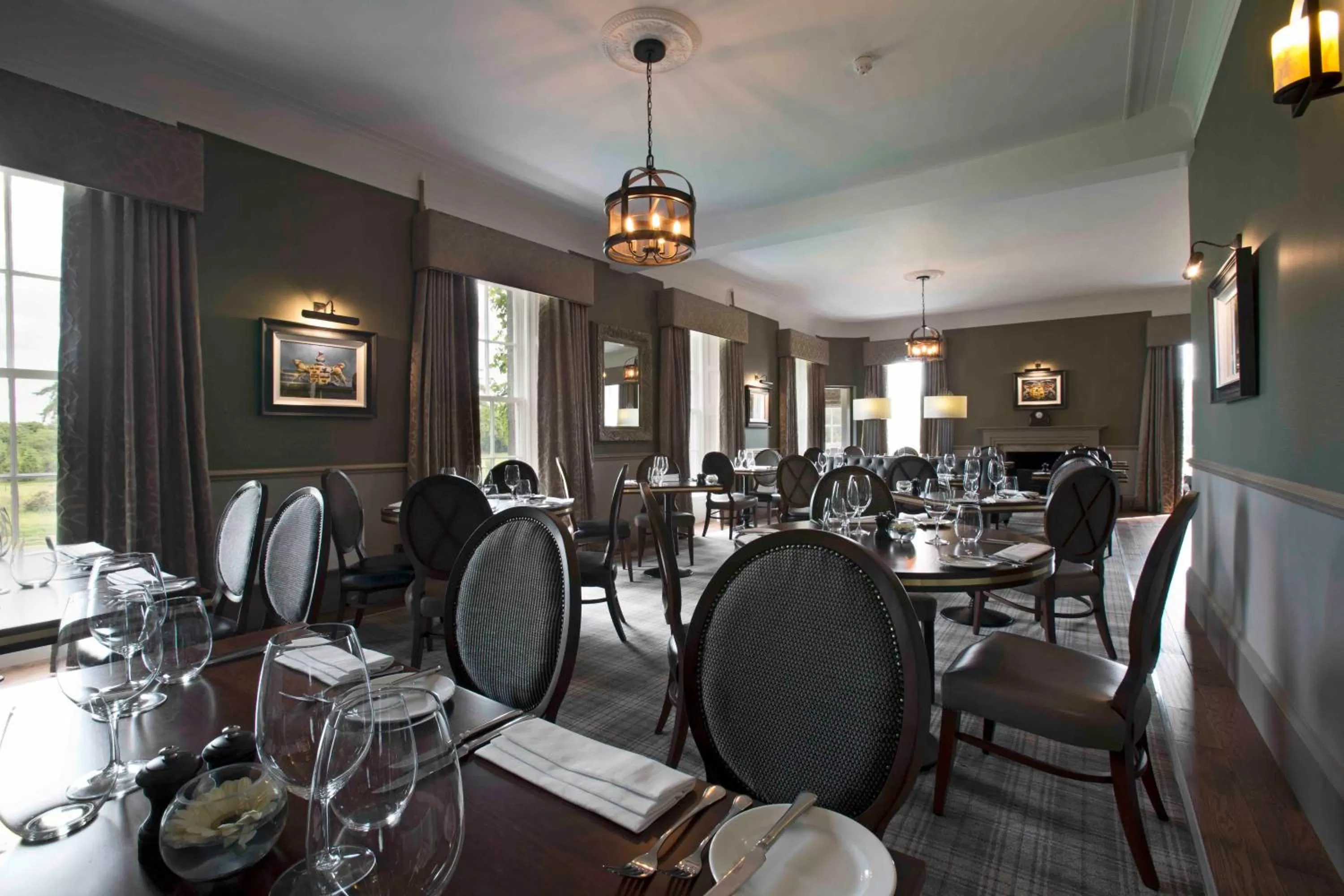 Restaurant/places to eat in Meldrum House Hotel Golf And Country Estate