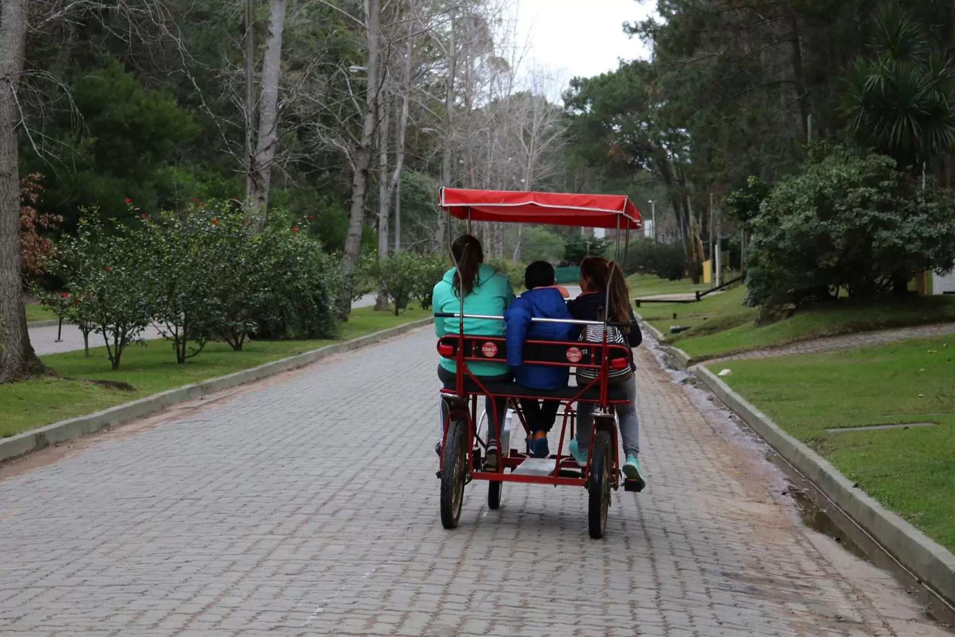 group of guests in Solanas Punta del Este & Crystal Beach