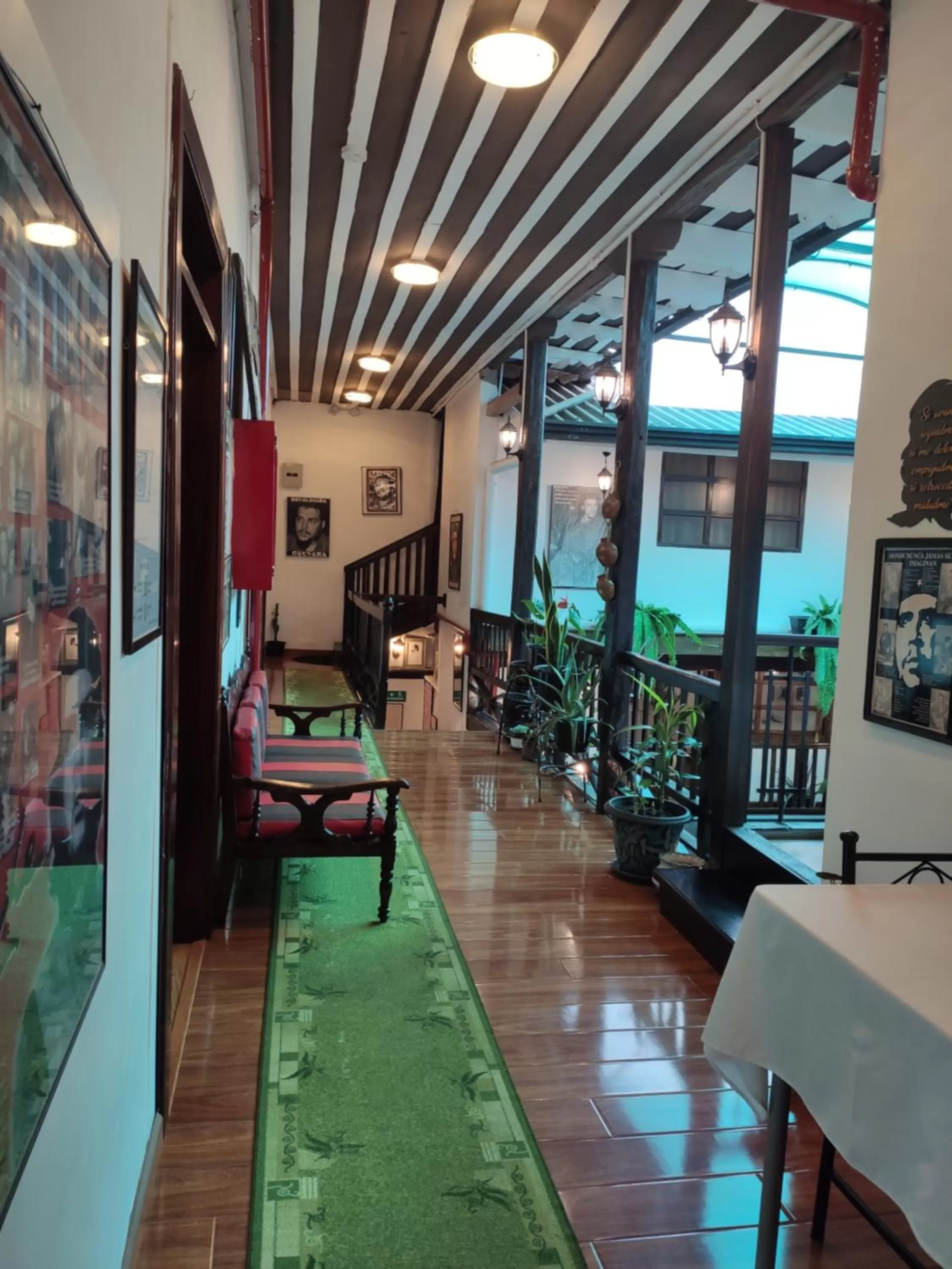 Hotel el Che No apto para corruptos