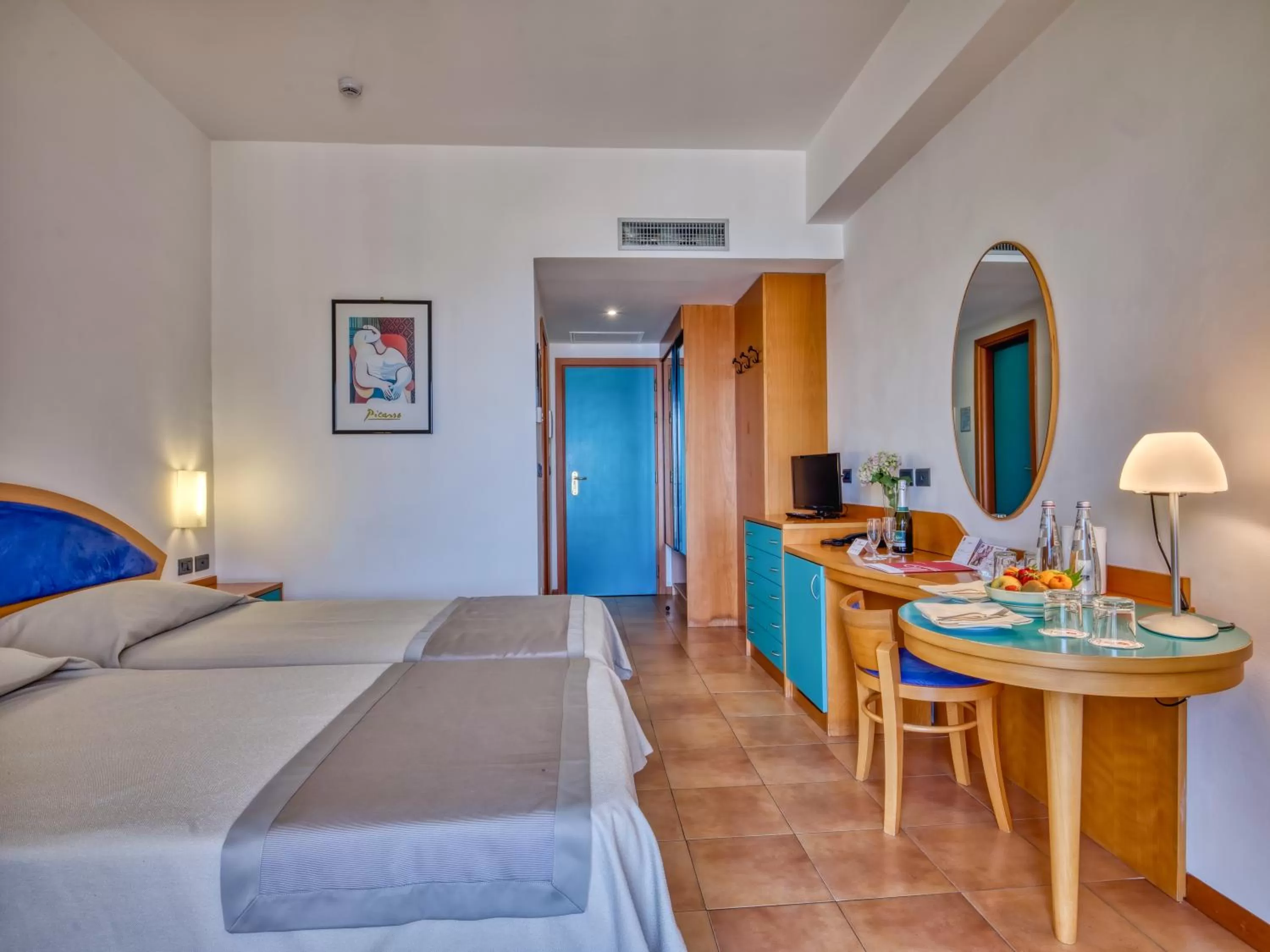 Bedroom, Bed in Hotel Antares